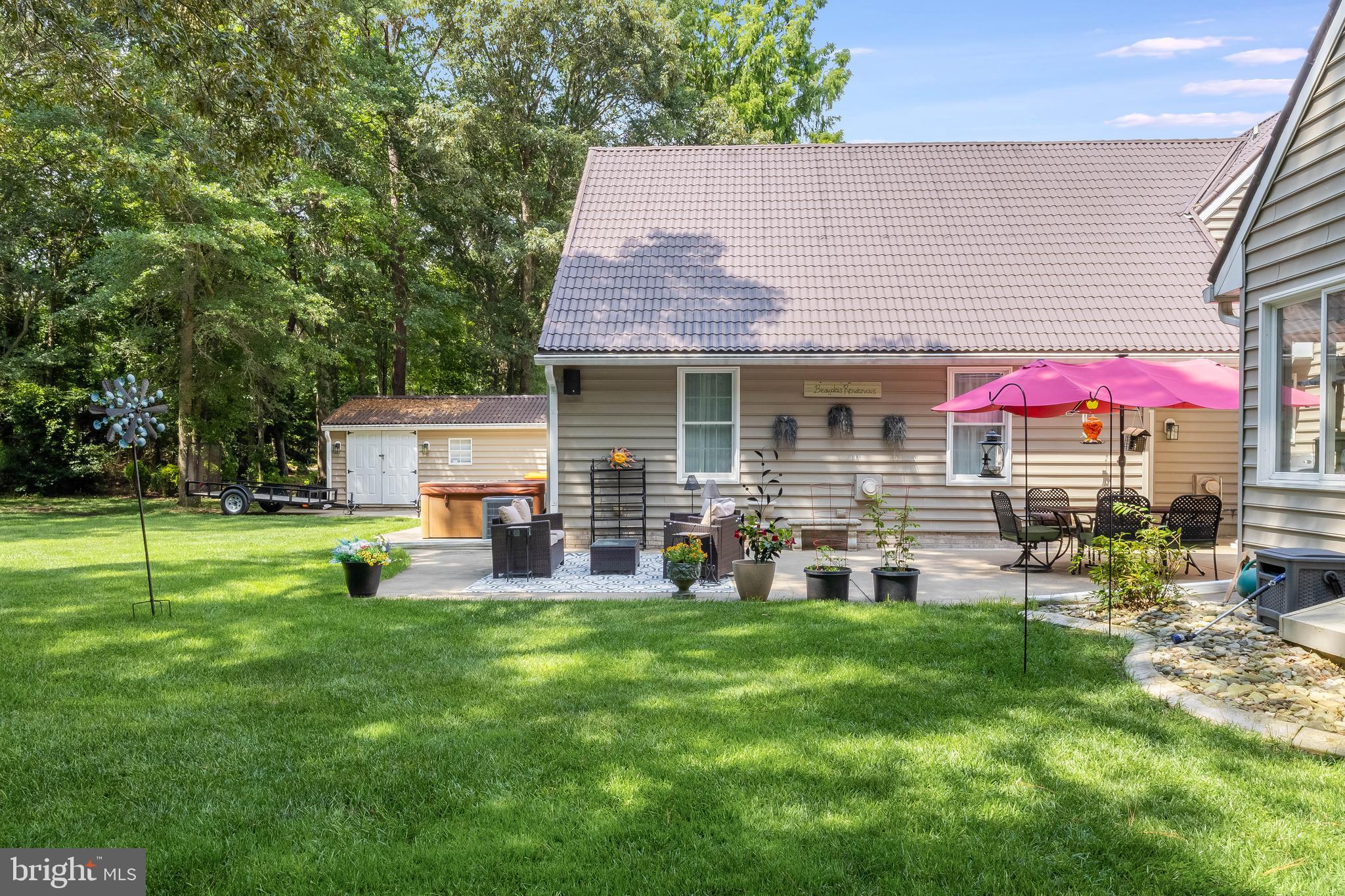 RIVERS END - Residential