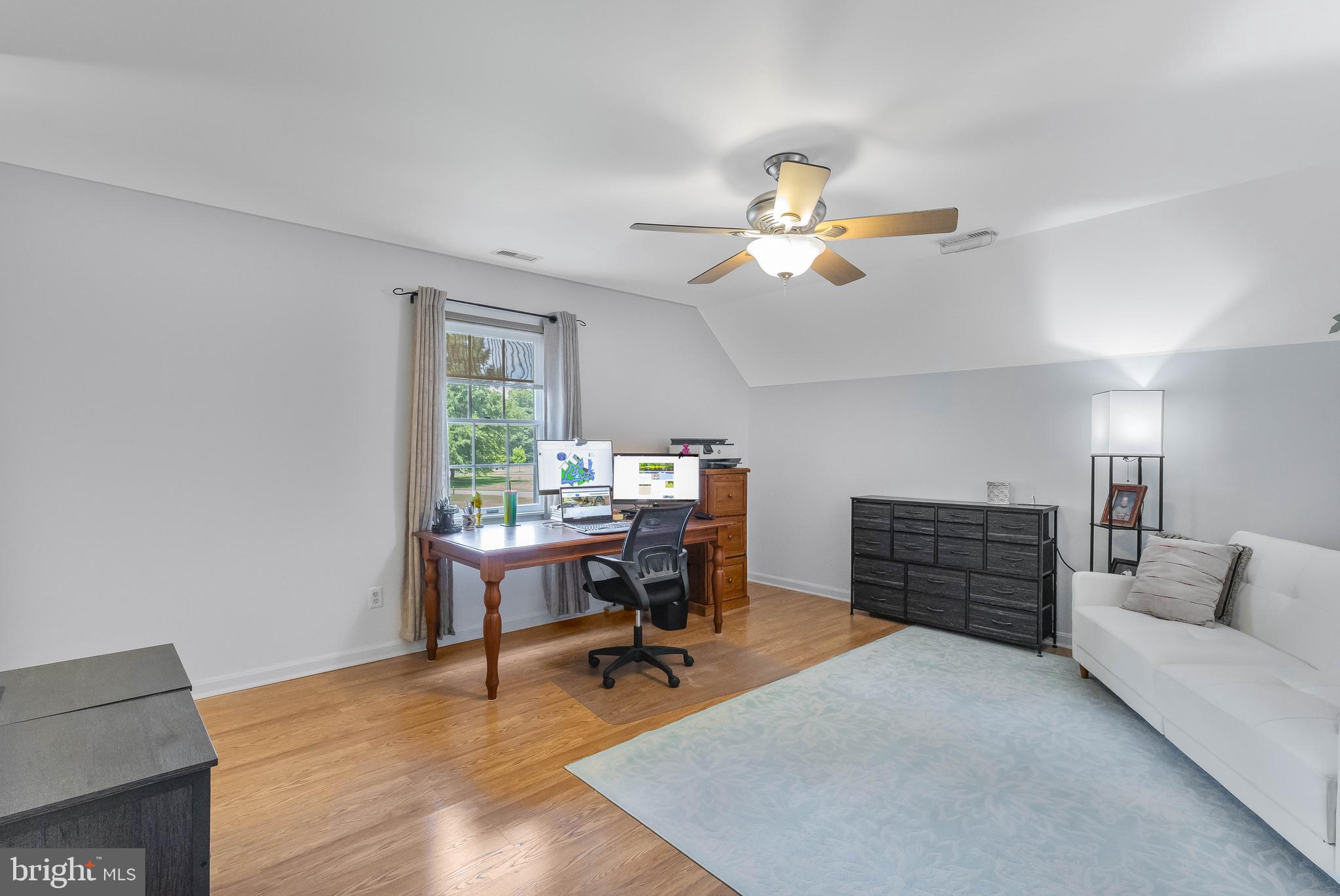 RIVERS END - Residential