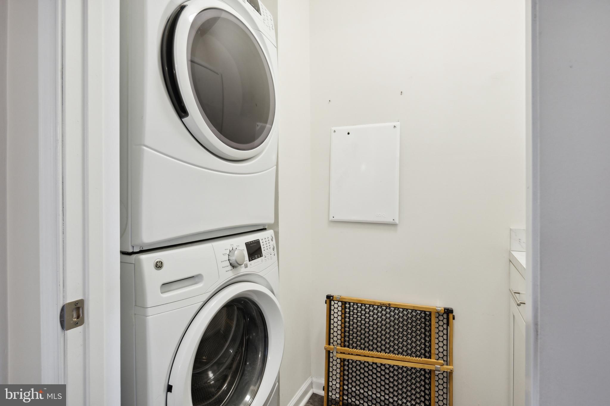 JEFFERSON PLACE - Residential