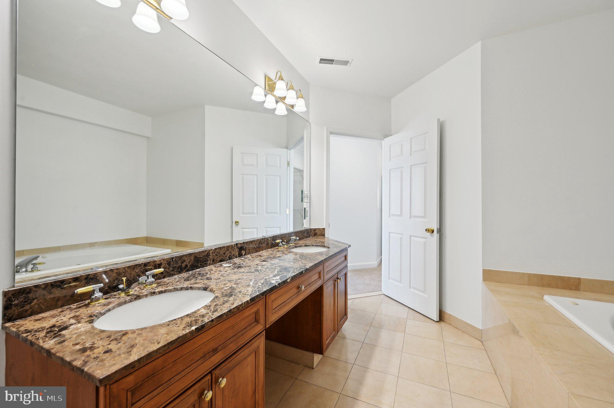 HARBORVIEW - Residential