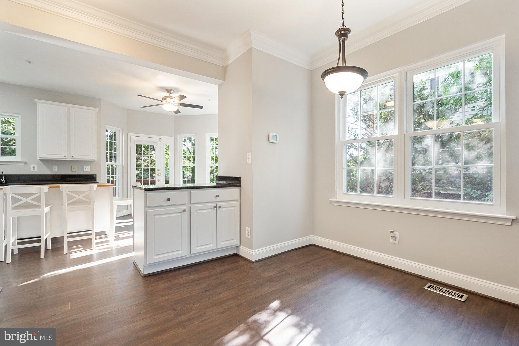 CAMERON PARK - Residential Lease