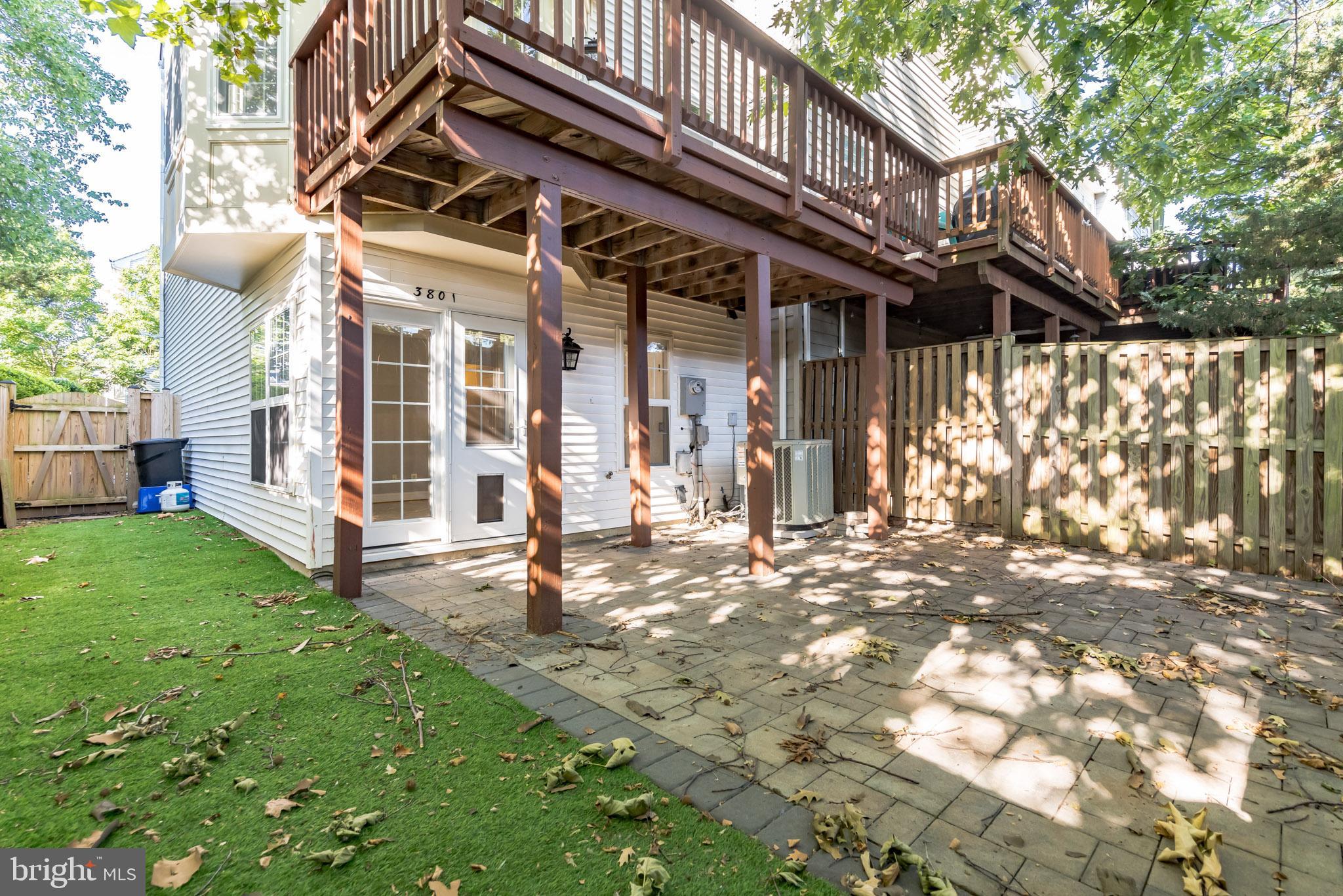 CAMERON PARK - Residential Lease