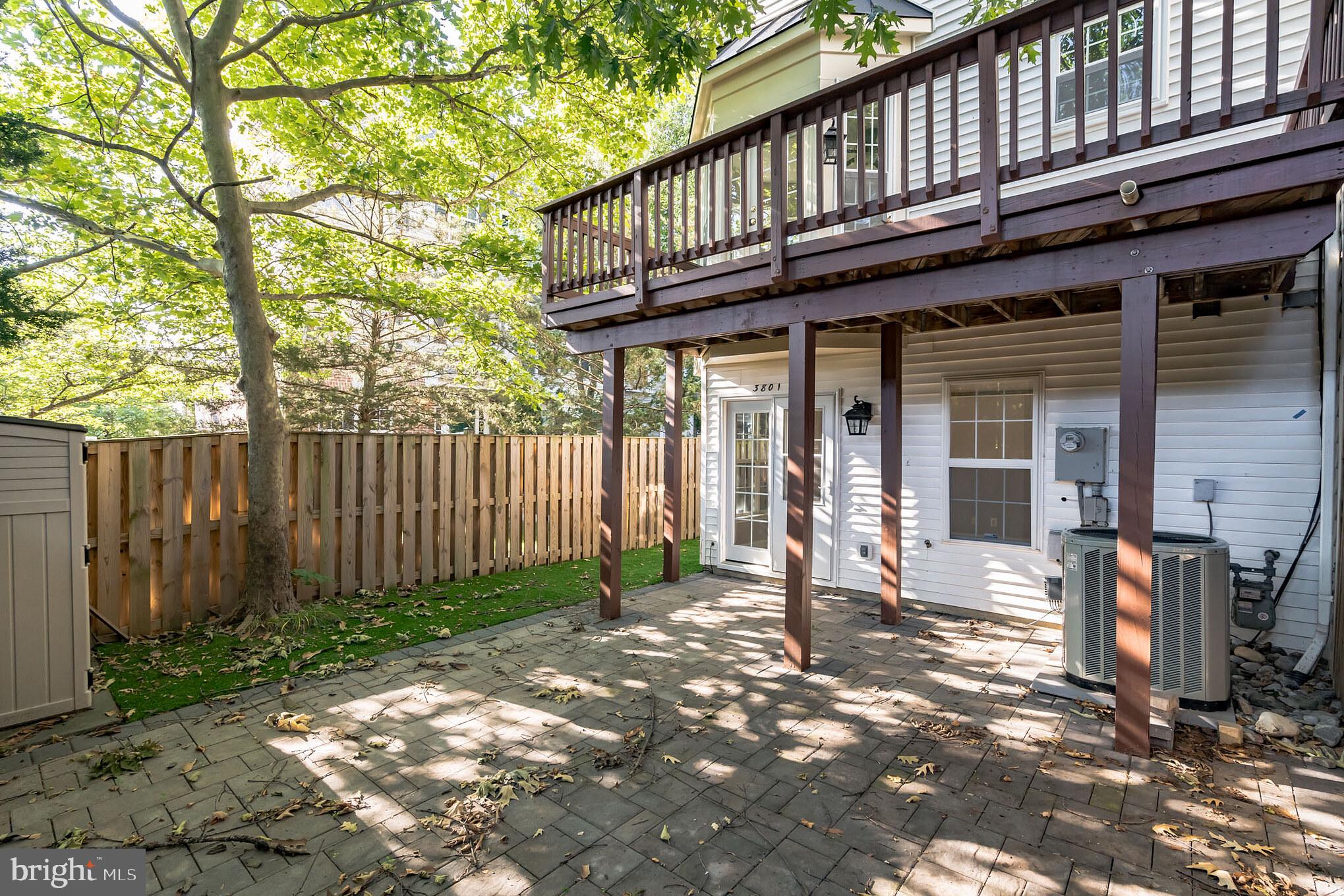 CAMERON PARK - Residential Lease