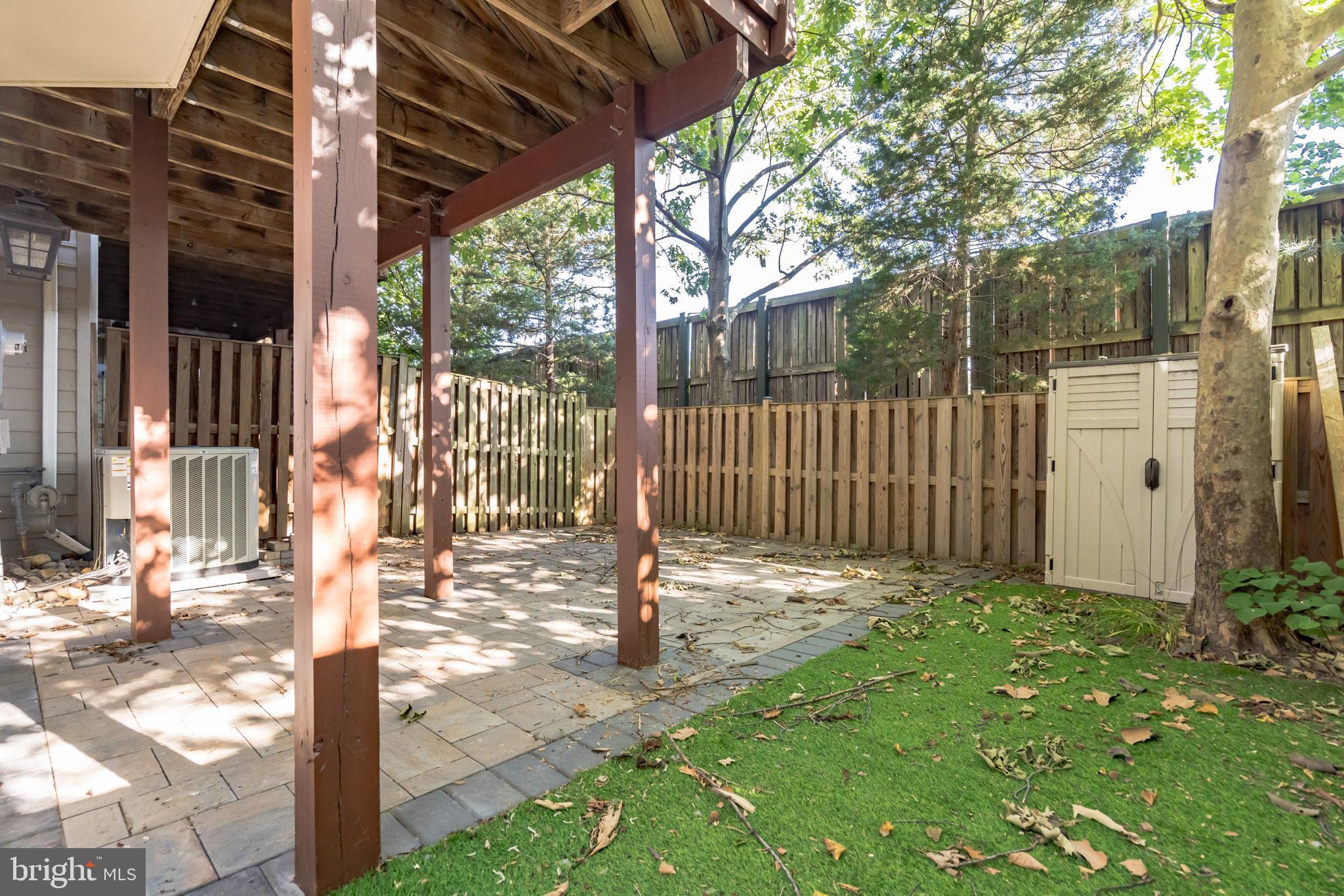 CAMERON PARK - Residential Lease