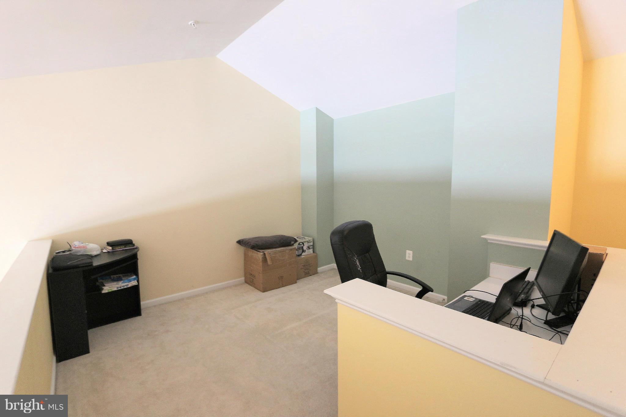 CHANTILLY PARK - Residential