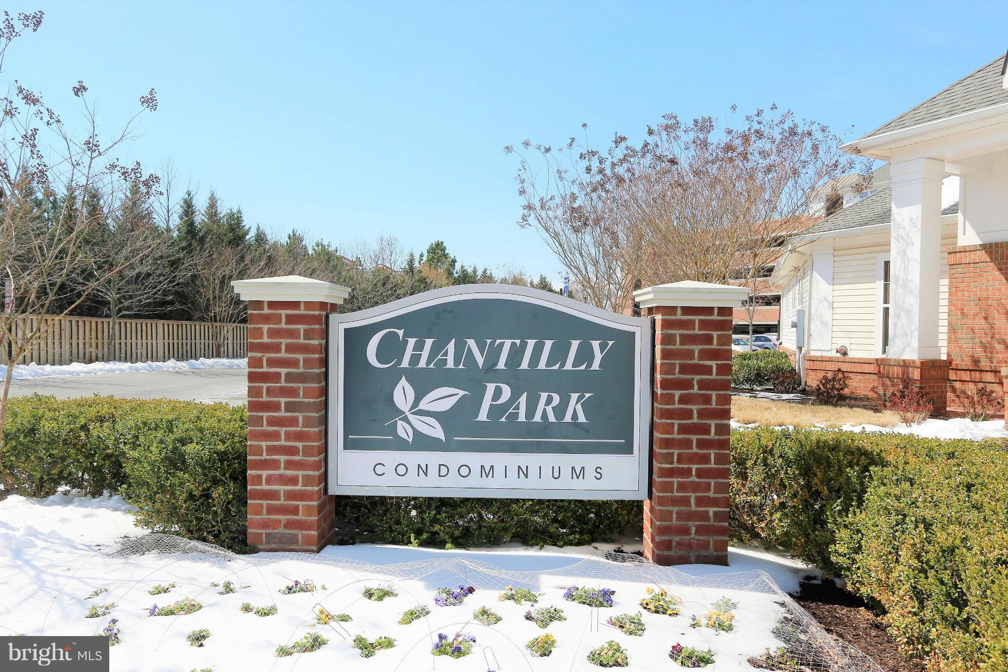 CHANTILLY PARK - Residential