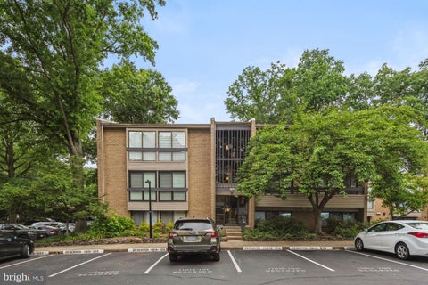 Photo of 11616 Ivystone Court #05/301A, RESTON, VA 20191 (MLS # VAFX2325064)