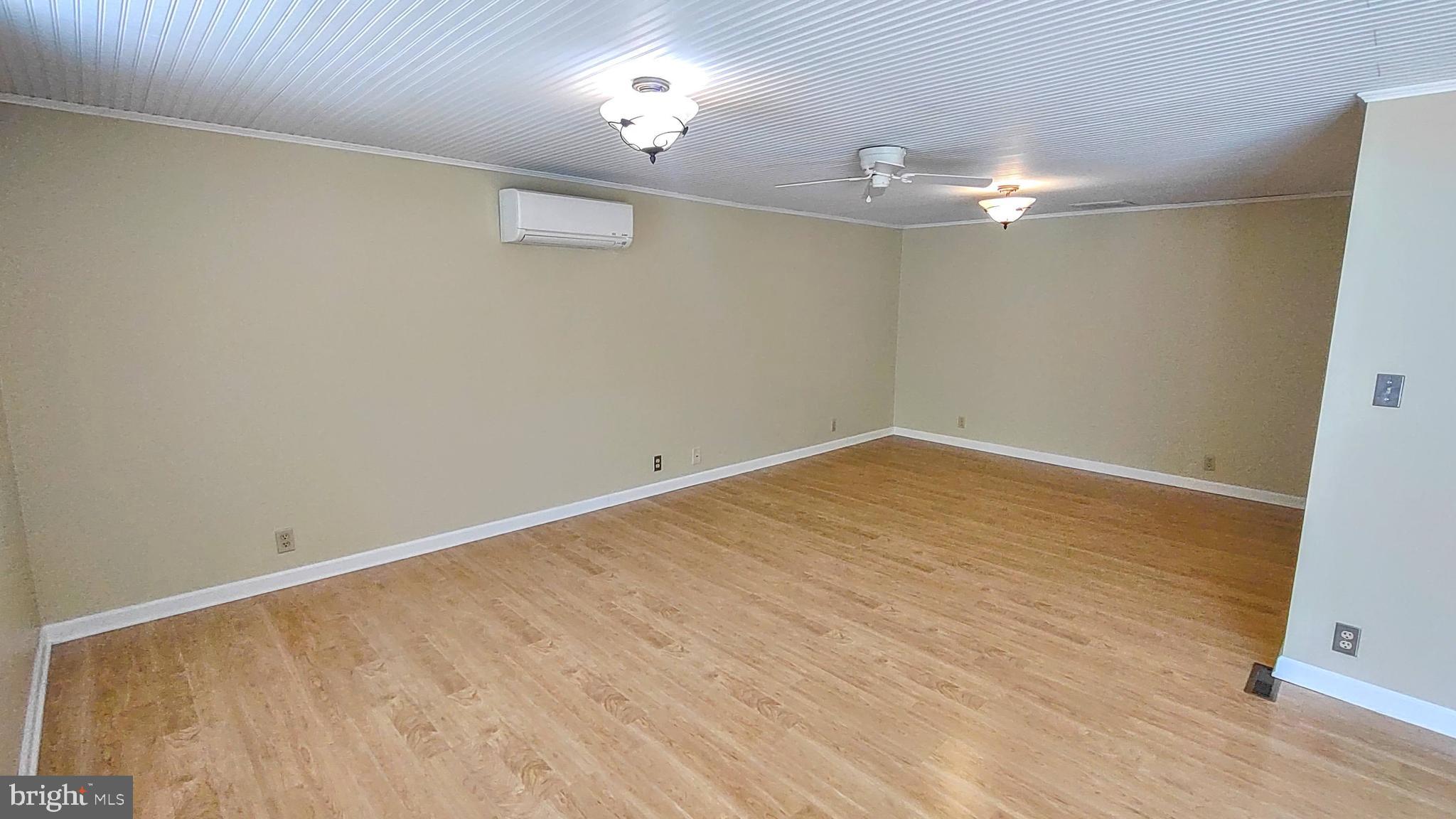 RED HILL - Residential