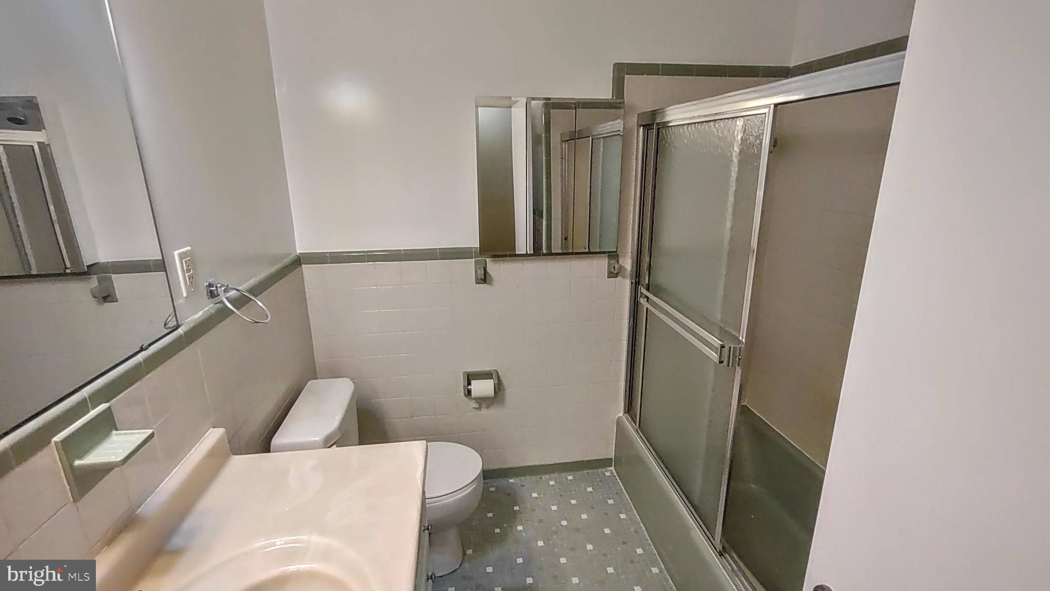 RED HILL - Residential