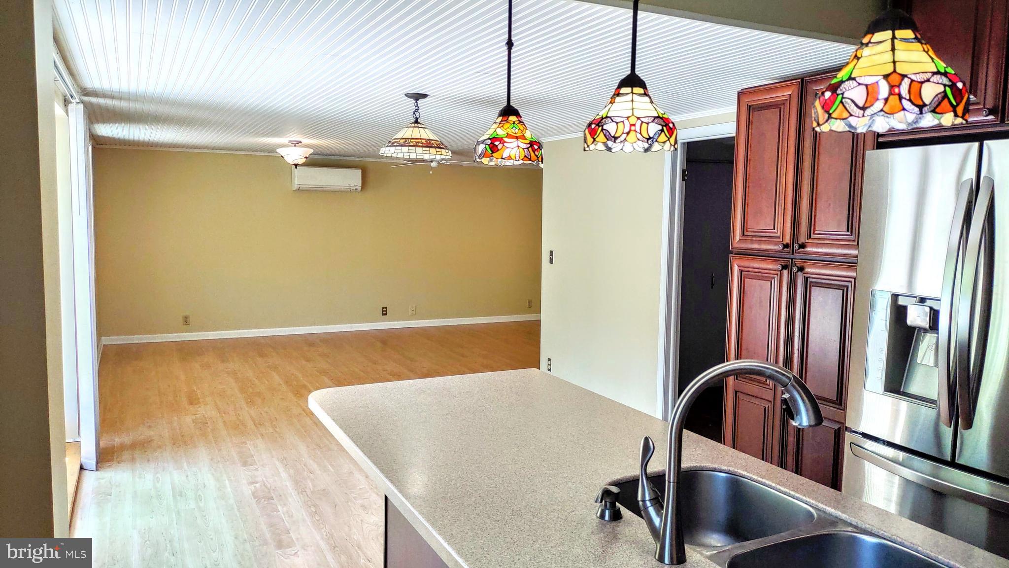 RED HILL - Residential