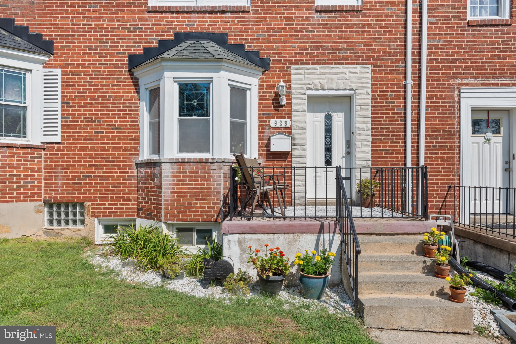 LAKE WALKER - Residential