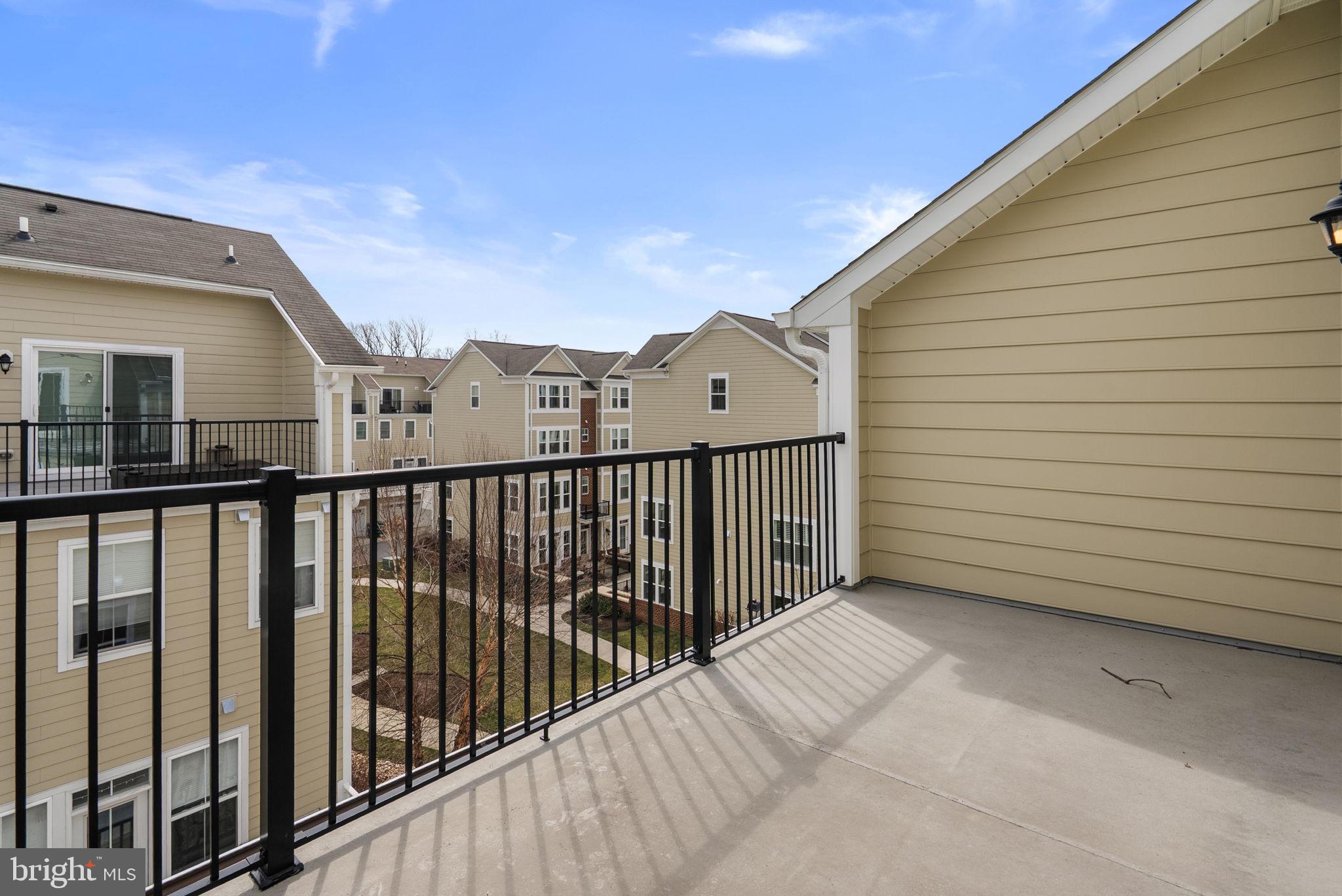 ANNAPOLIS TOWNES AT NEAL FARM - Residential