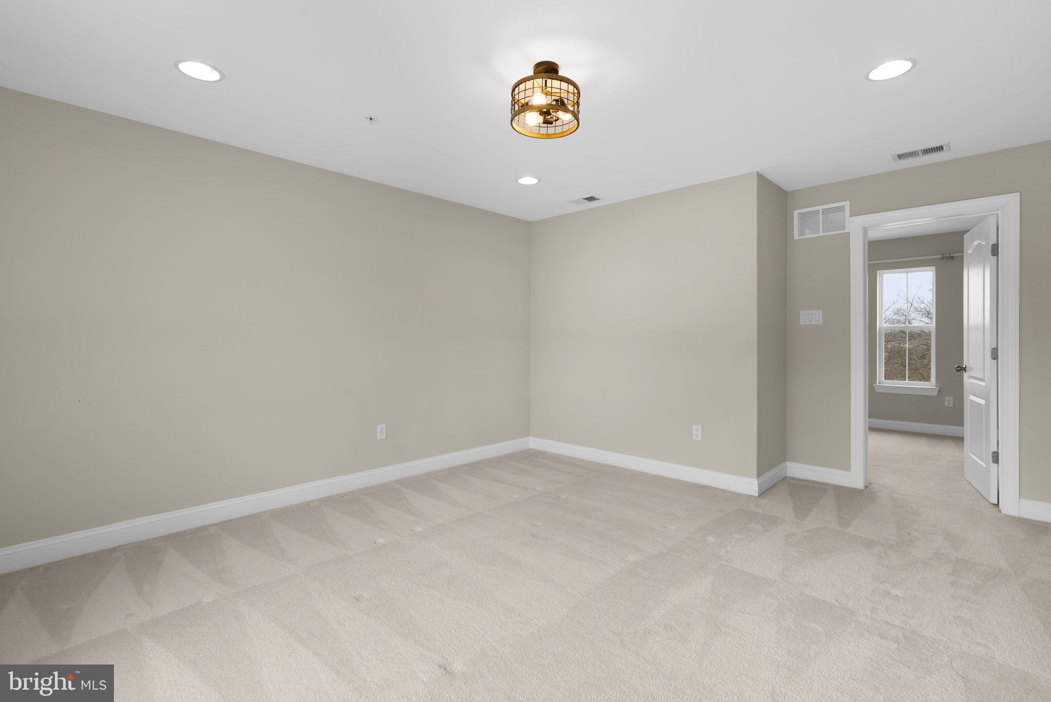 ANNAPOLIS TOWNES AT NEAL FARM - Residential