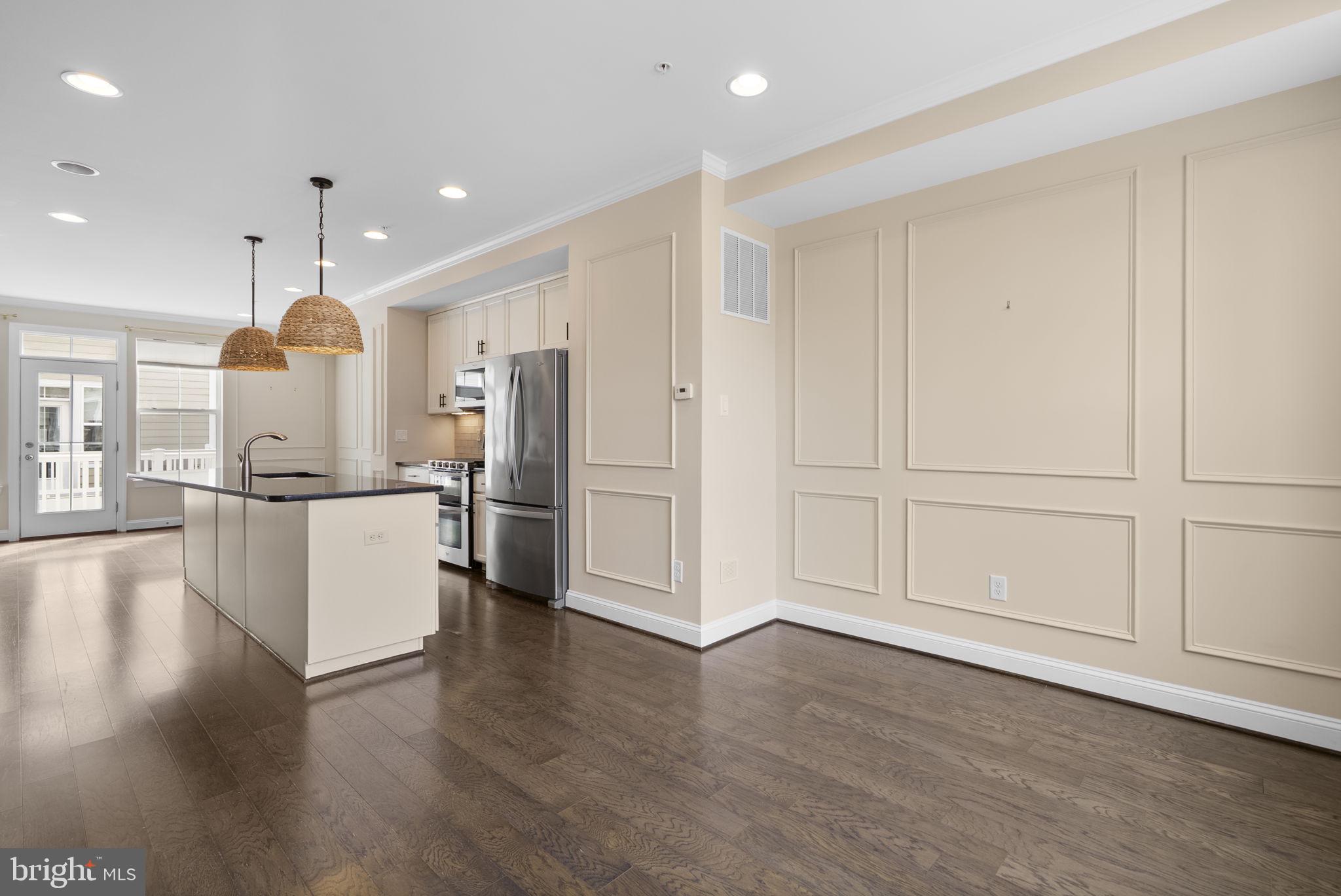 ANNAPOLIS TOWNES AT NEAL FARM - Residential