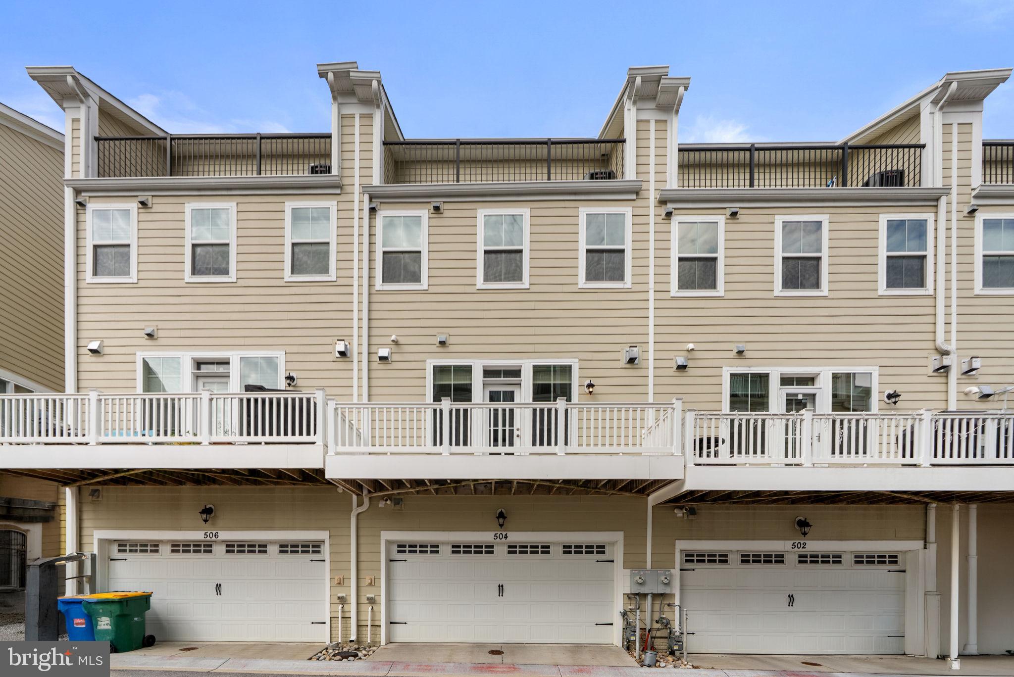 ANNAPOLIS TOWNES AT NEAL FARM - Residential