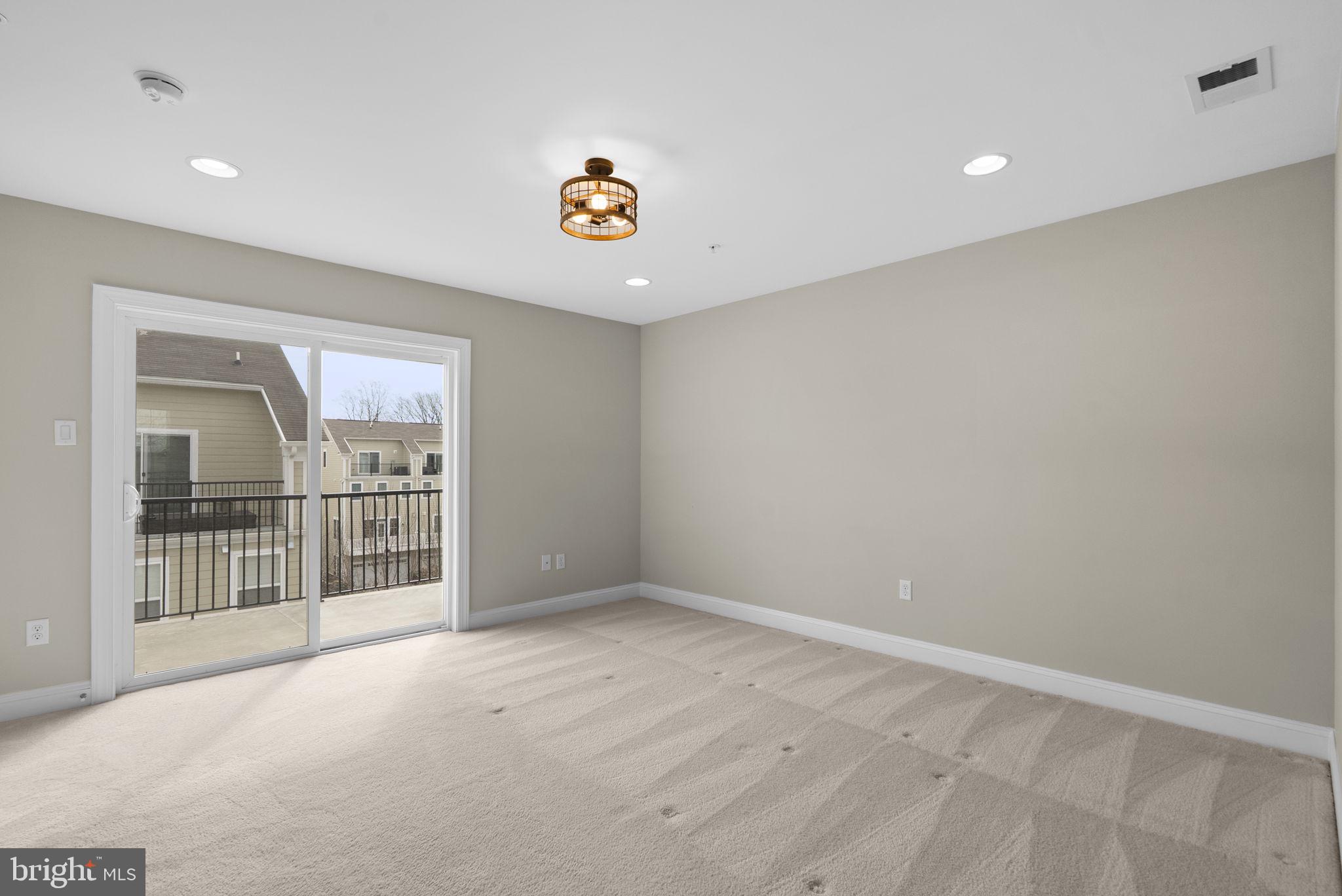 ANNAPOLIS TOWNES AT NEAL FARM - Residential