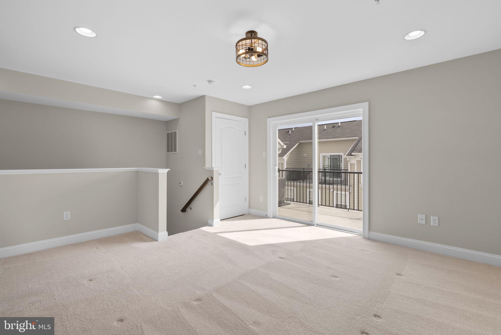 ANNAPOLIS TOWNES AT NEAL FARM - Residential