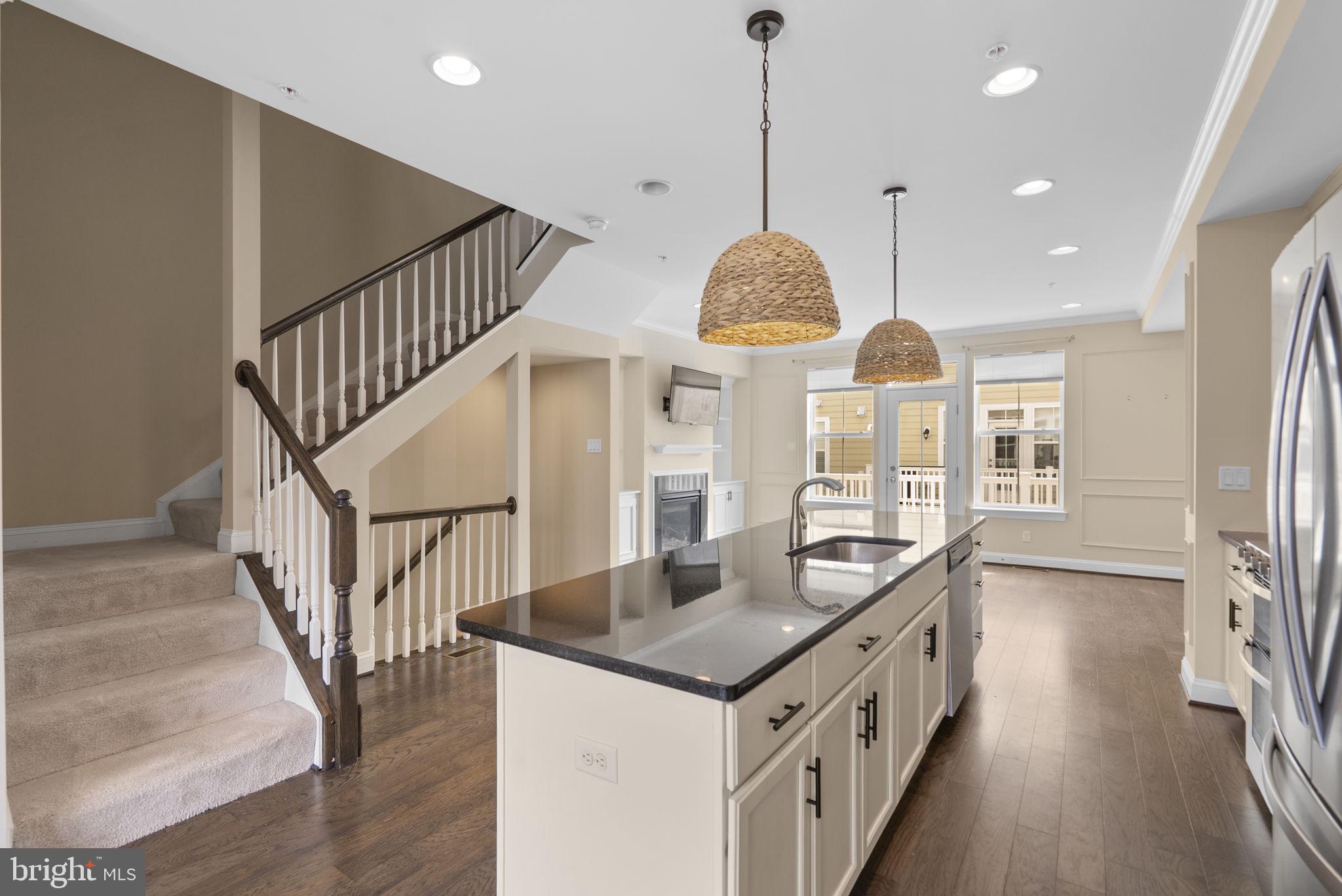 ANNAPOLIS TOWNES AT NEAL FARM - Residential