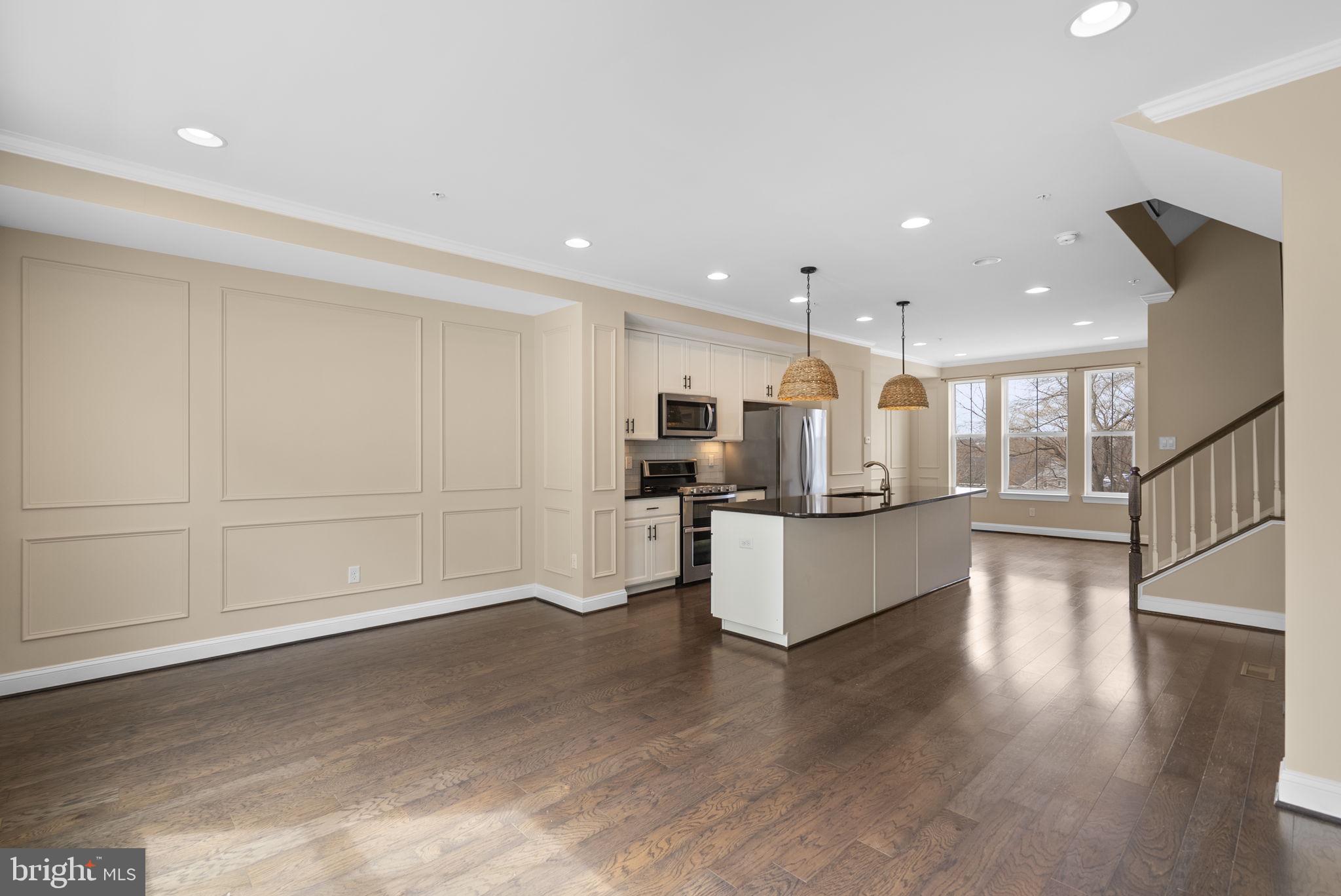 ANNAPOLIS TOWNES AT NEAL FARM - Residential