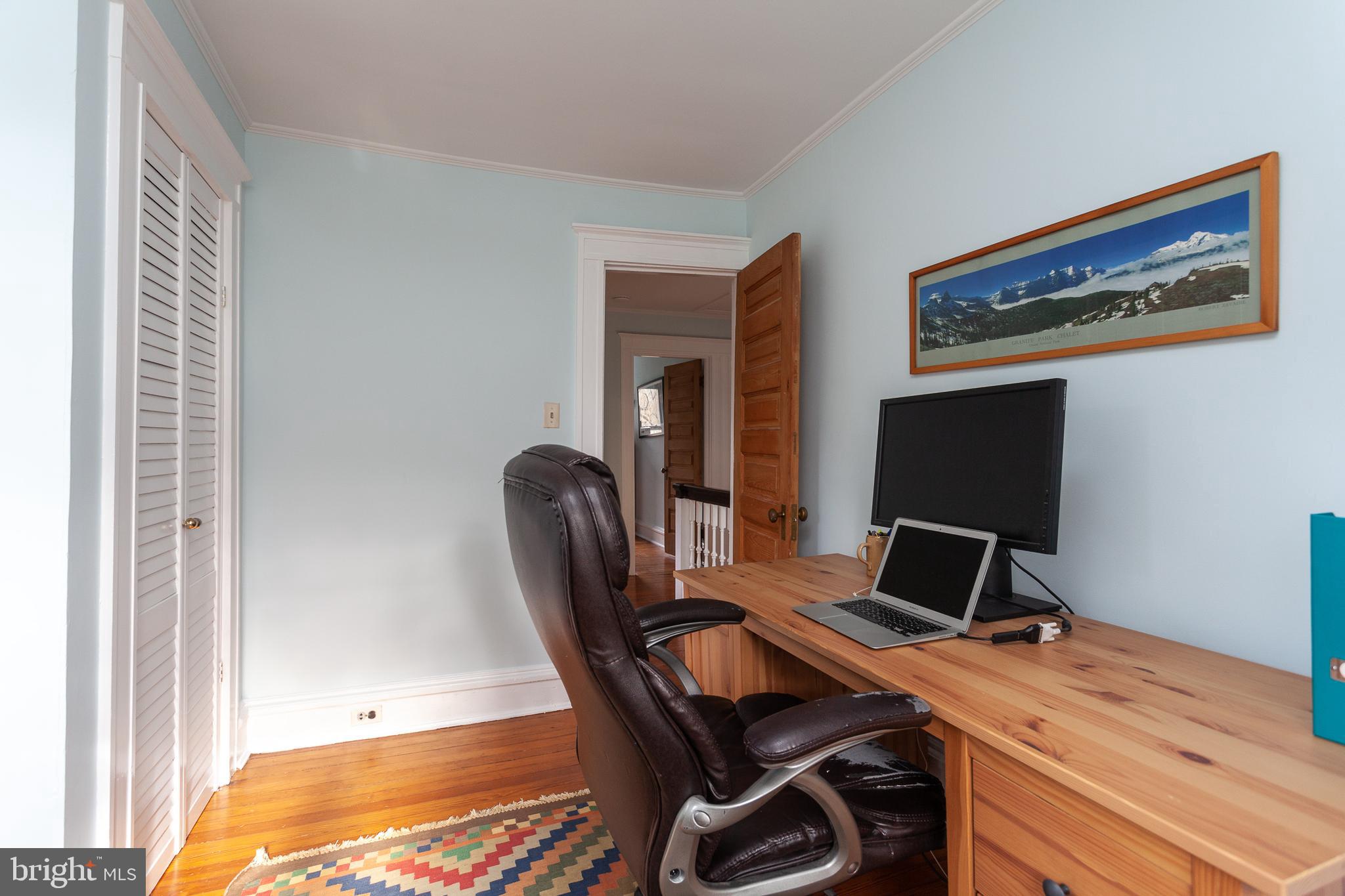 ROLAND PARK - Residential