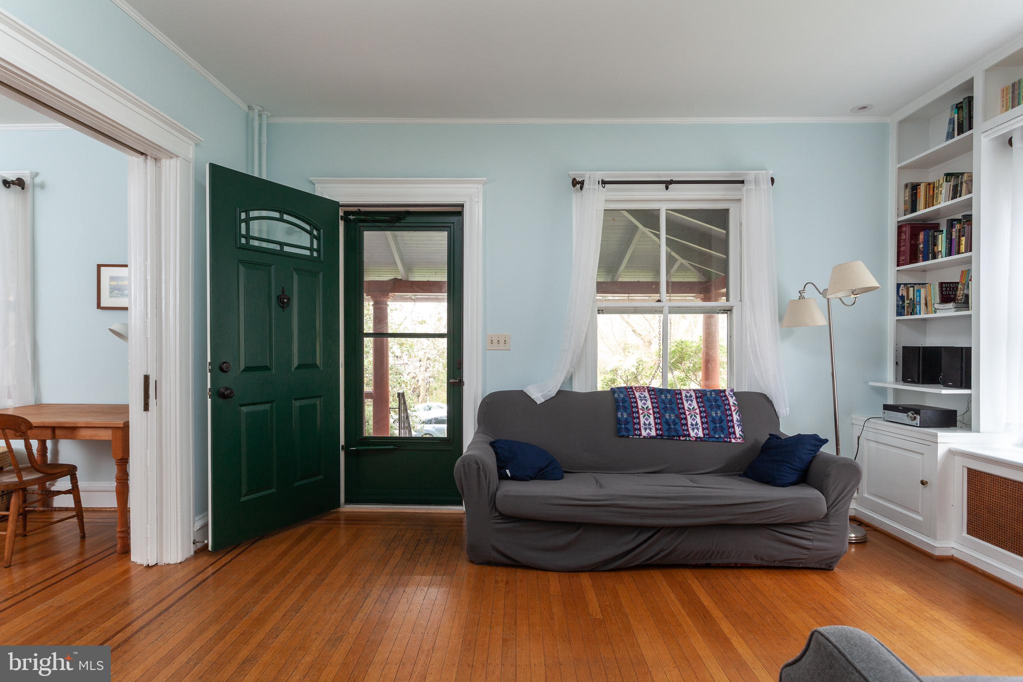 ROLAND PARK - Residential