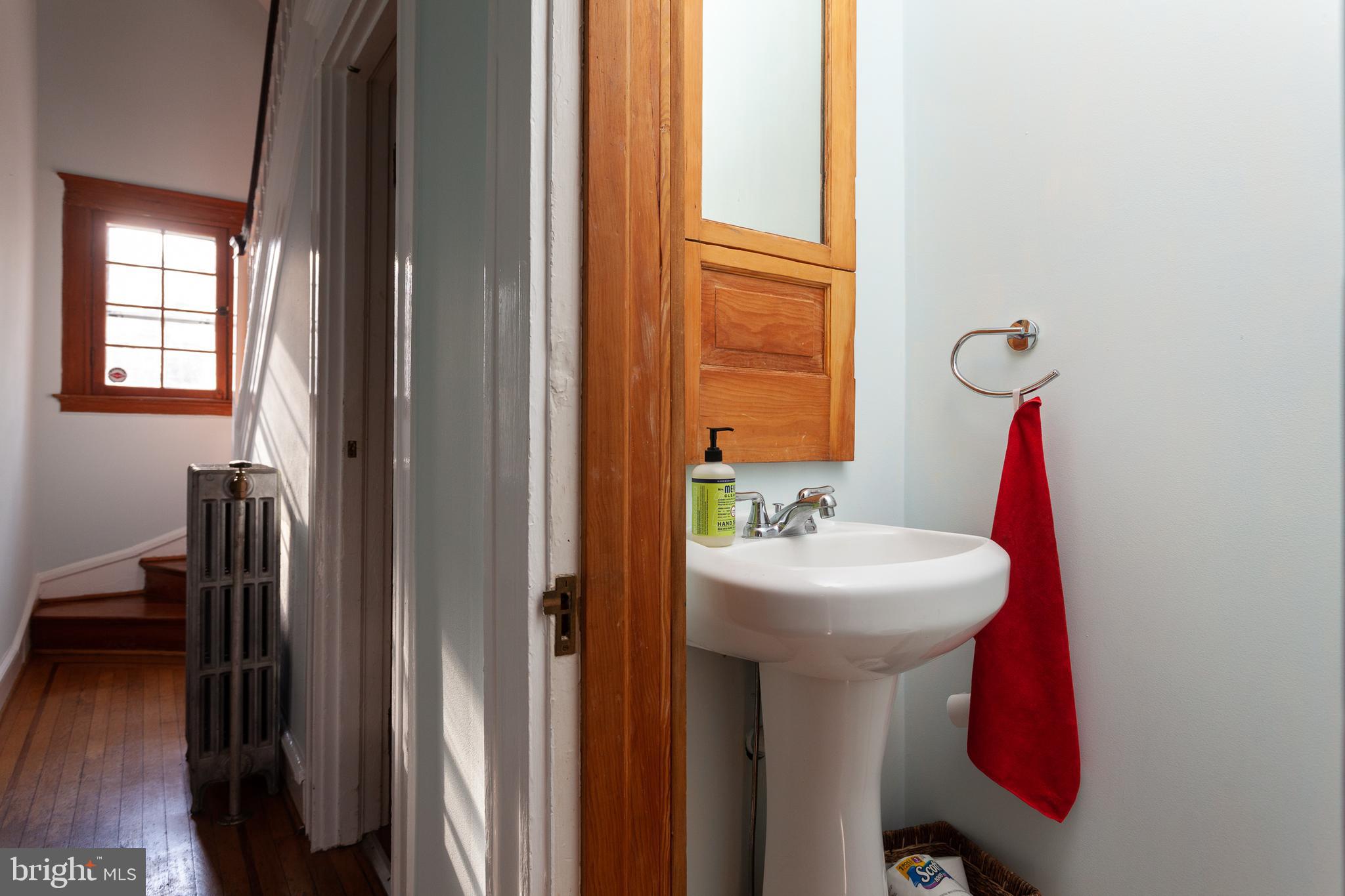 ROLAND PARK - Residential