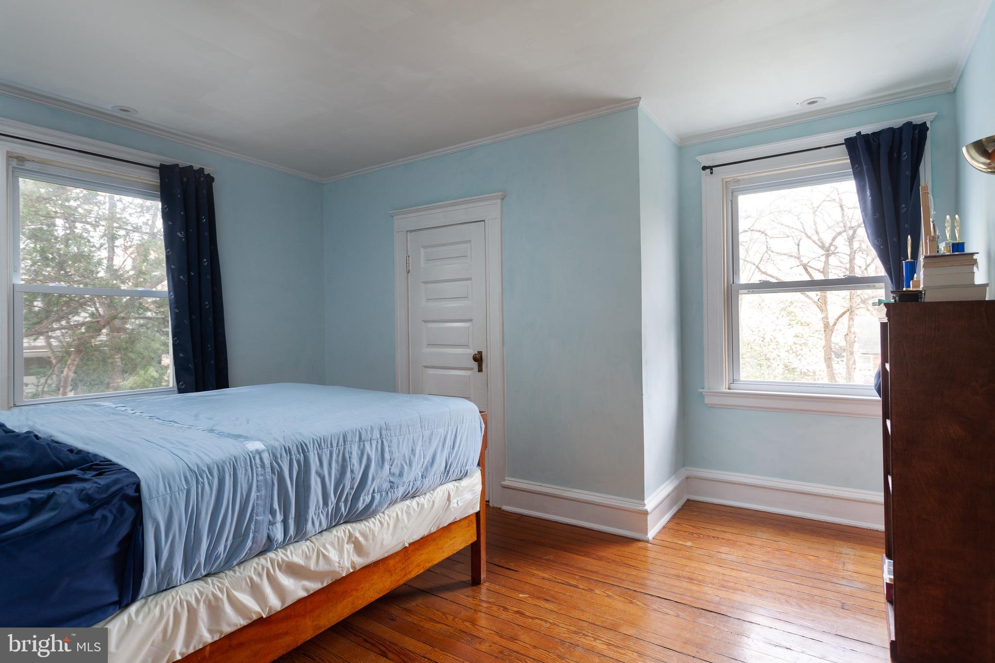 ROLAND PARK - Residential