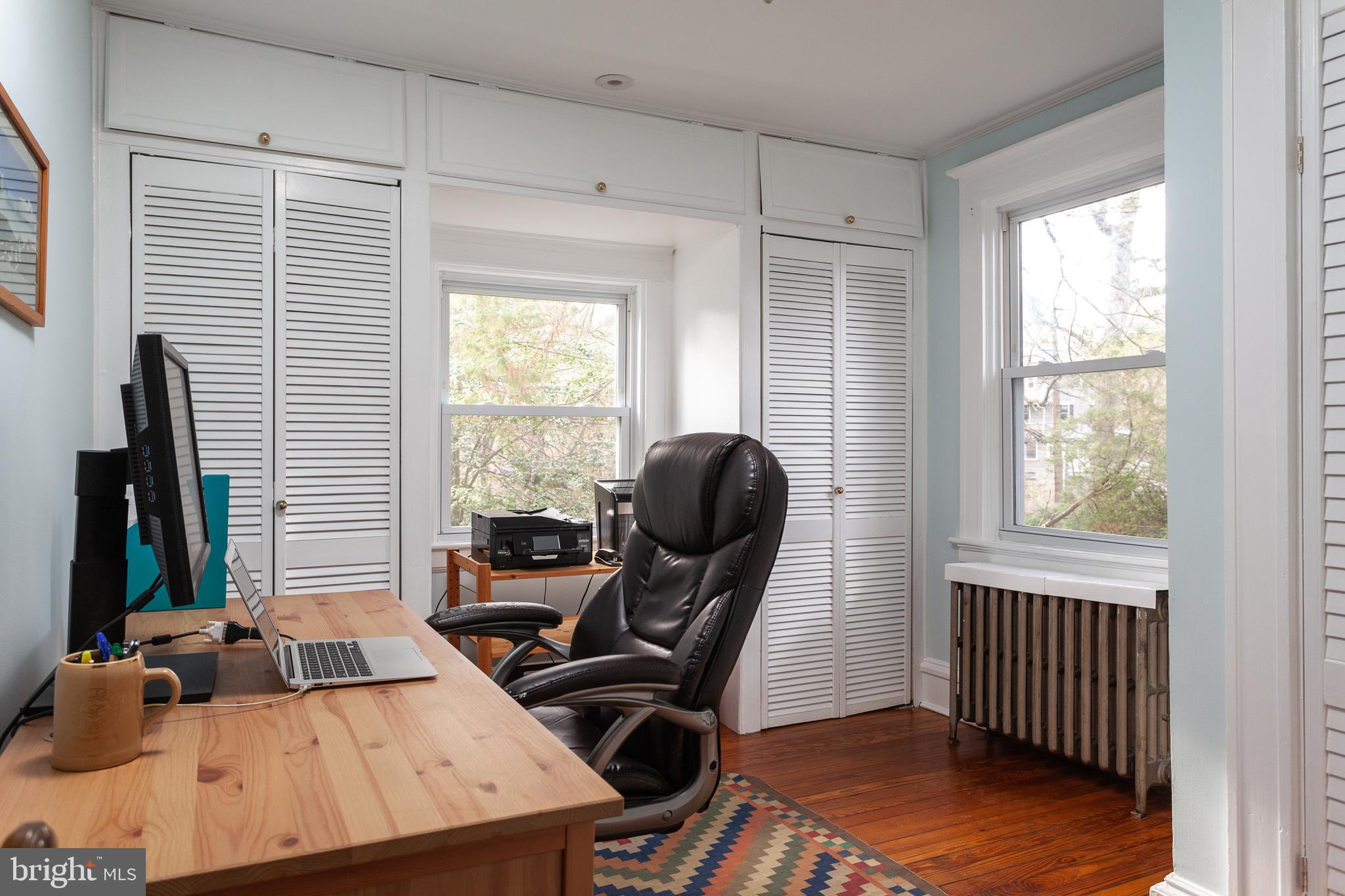 ROLAND PARK - Residential