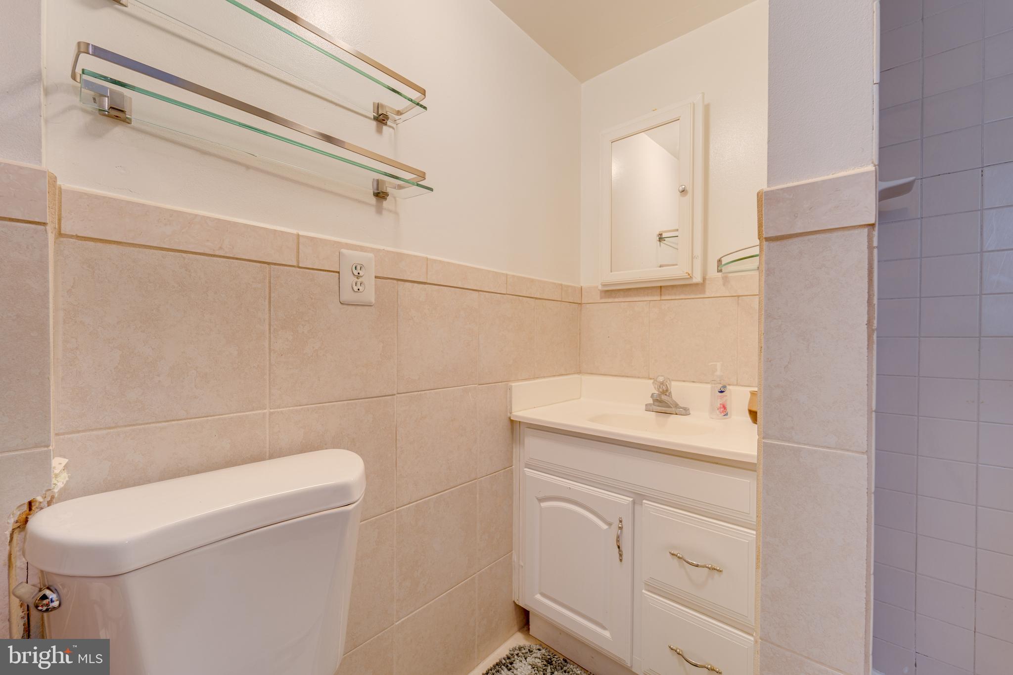 LAKE RIDGE - Residential