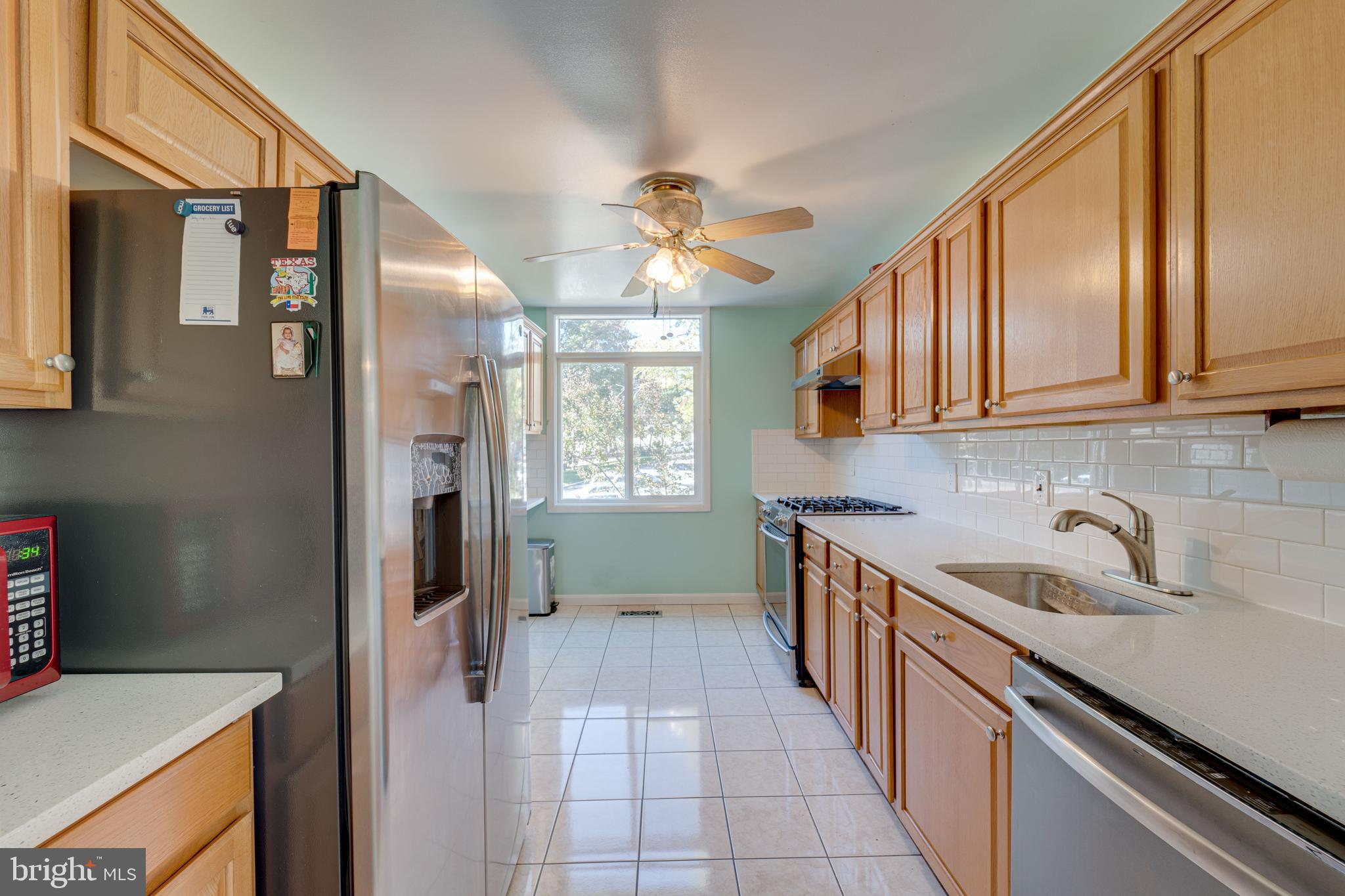 LAKE RIDGE - Residential