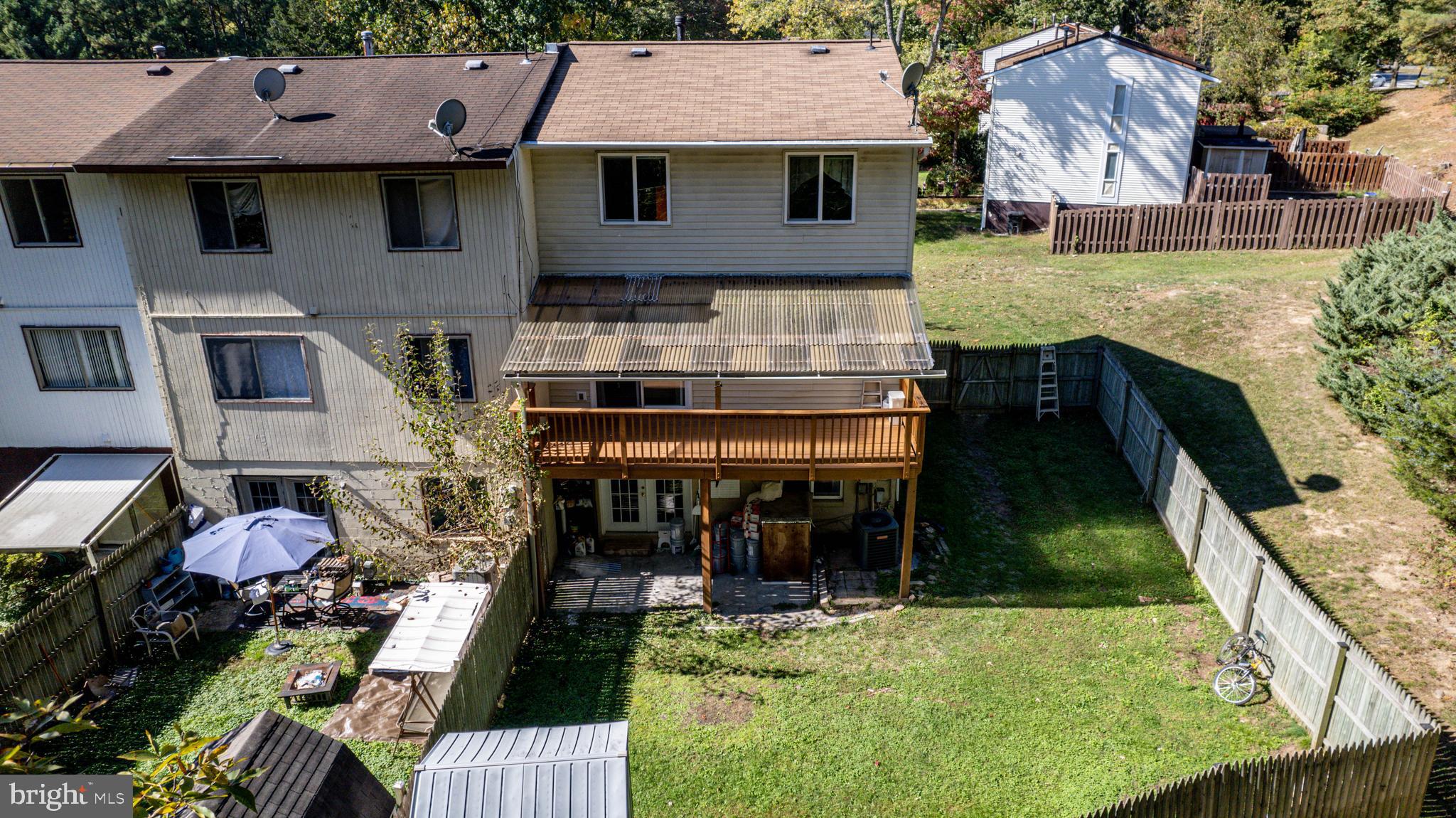 LAKE RIDGE - Residential