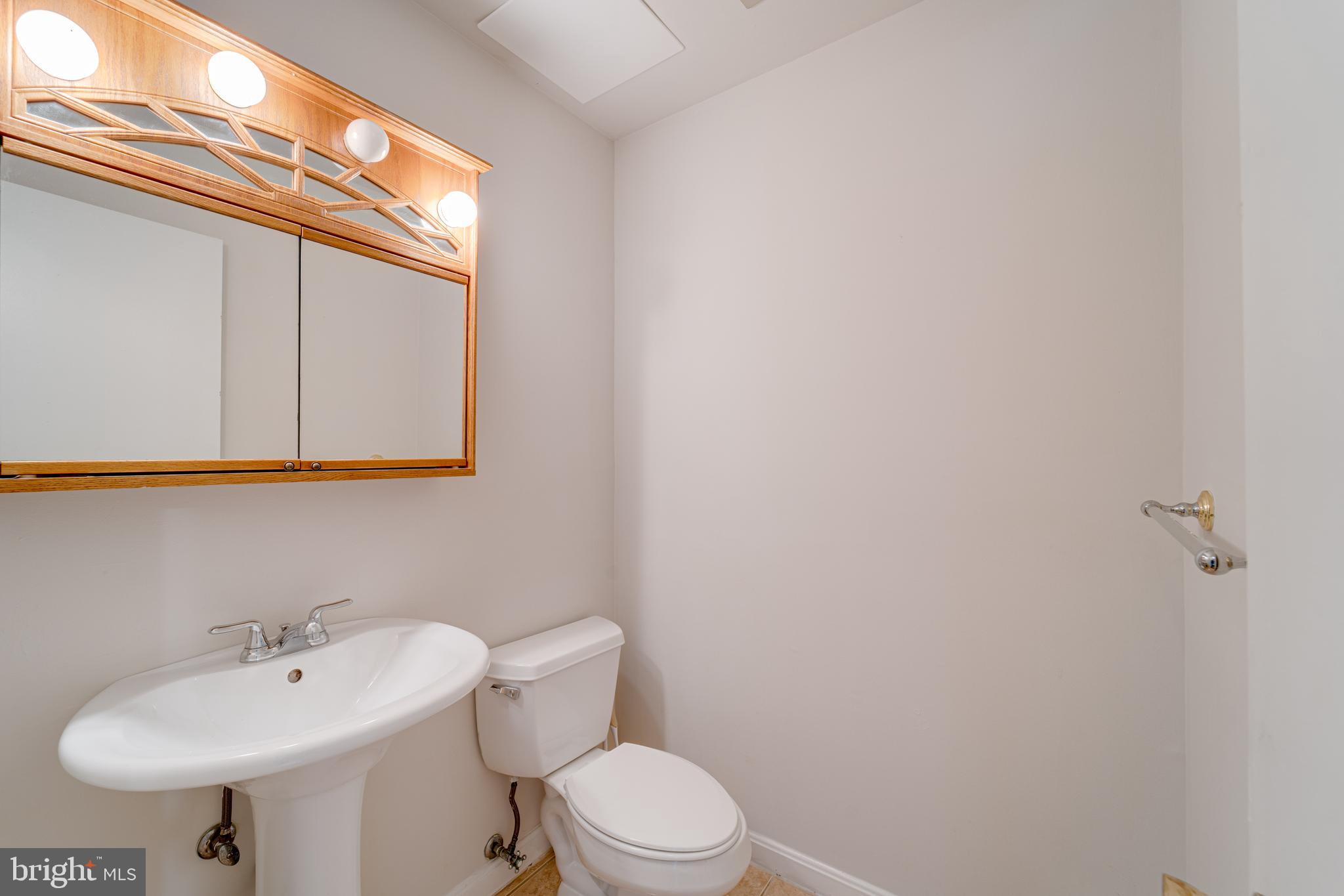 LAKE RIDGE - Residential