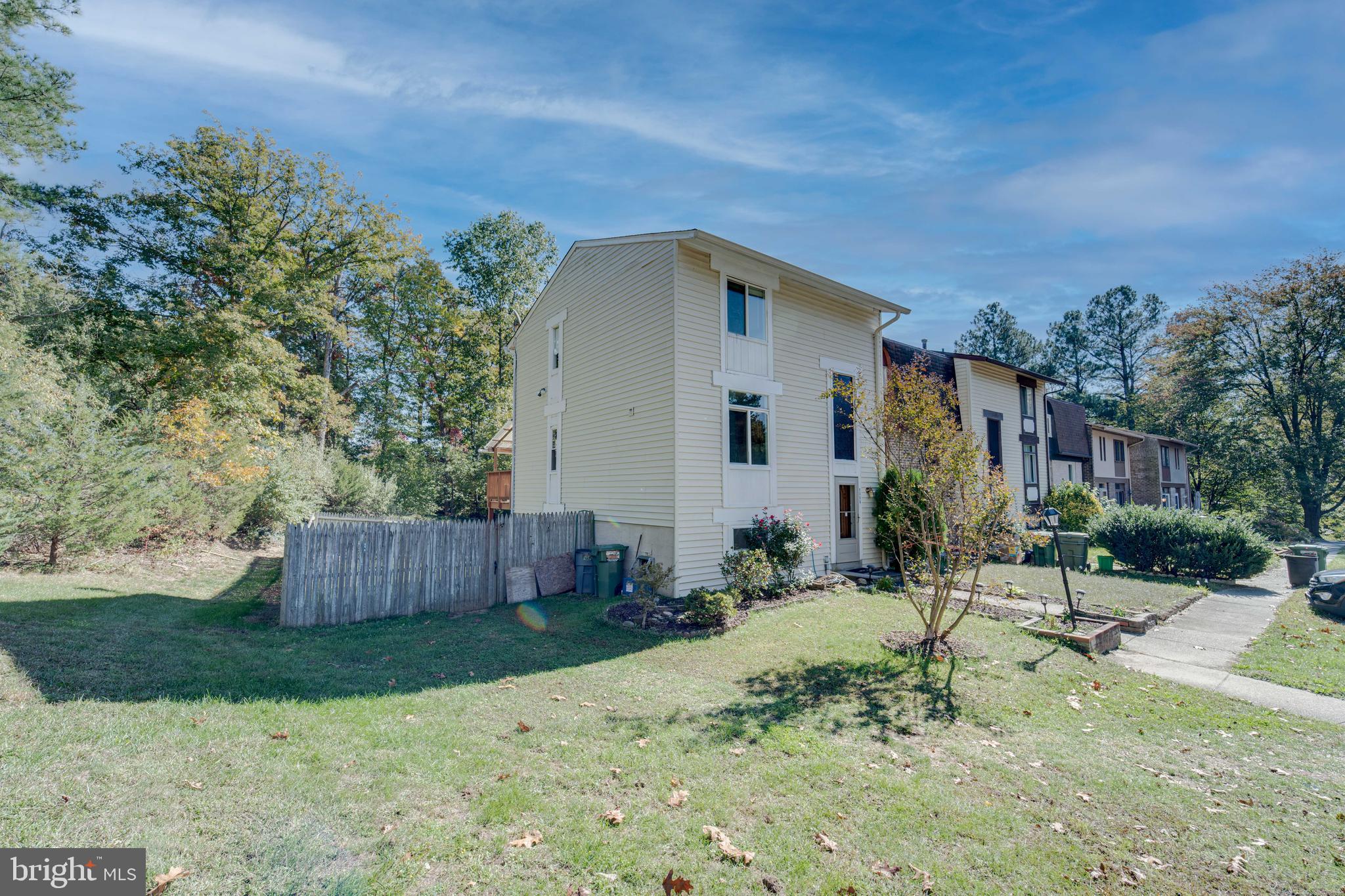 LAKE RIDGE - Residential