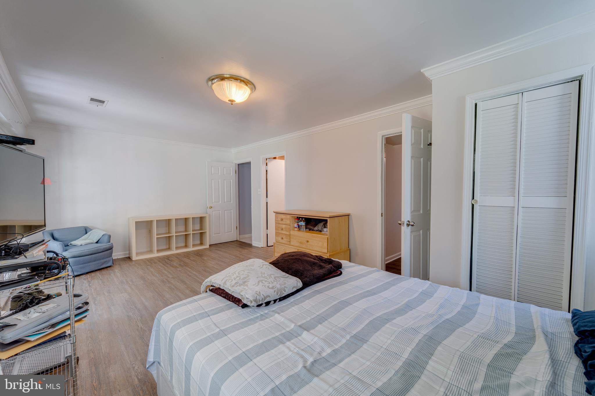 LAKE RIDGE - Residential