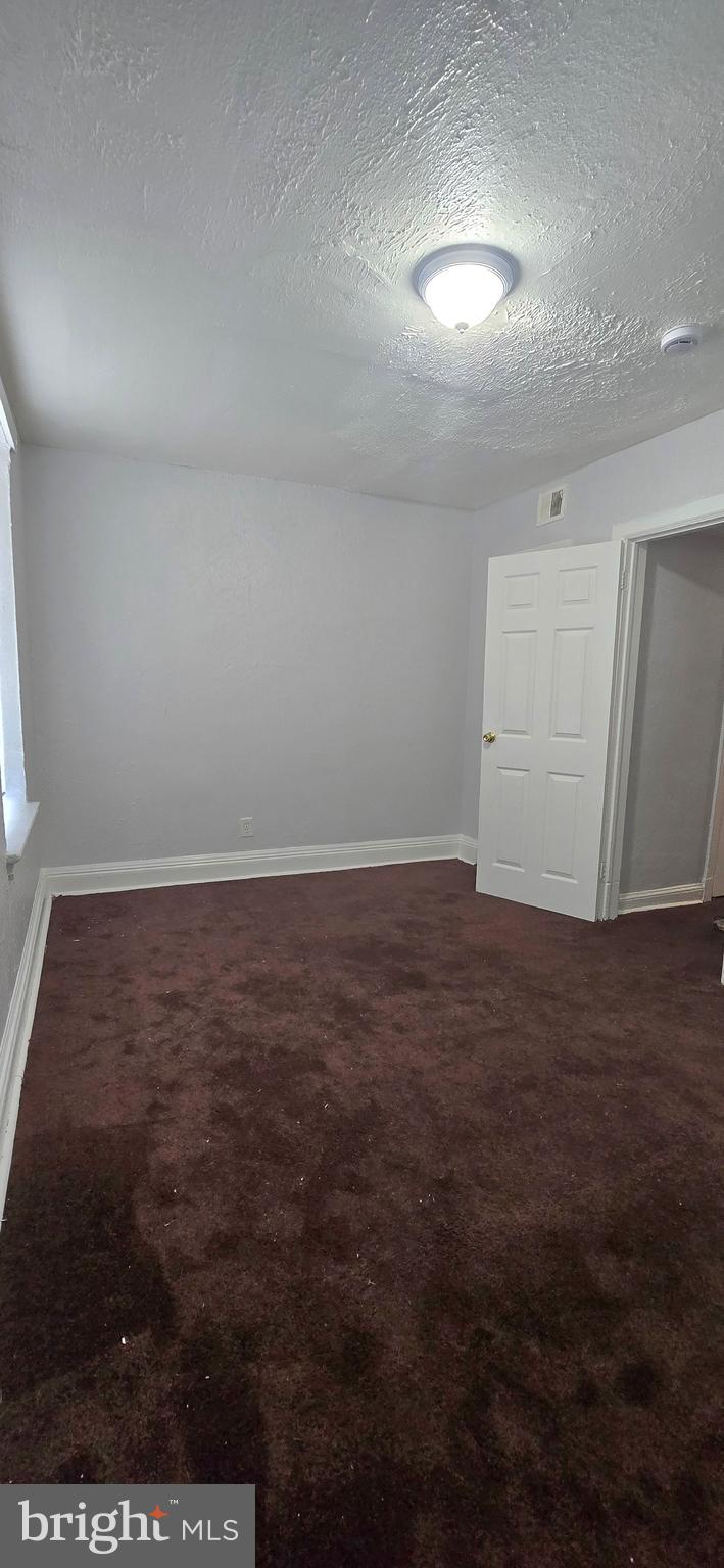 4636 HILLSIDE ROAD SE 2