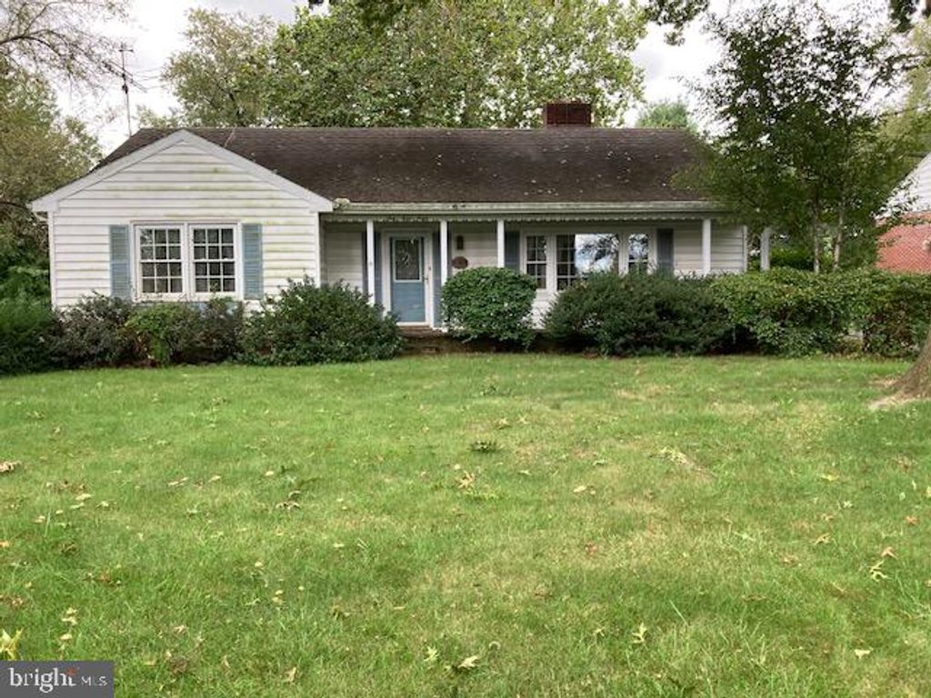Photo of 148 OWL HILL RD, LITITZ, PA 17543 (MLS # PALA2041618)