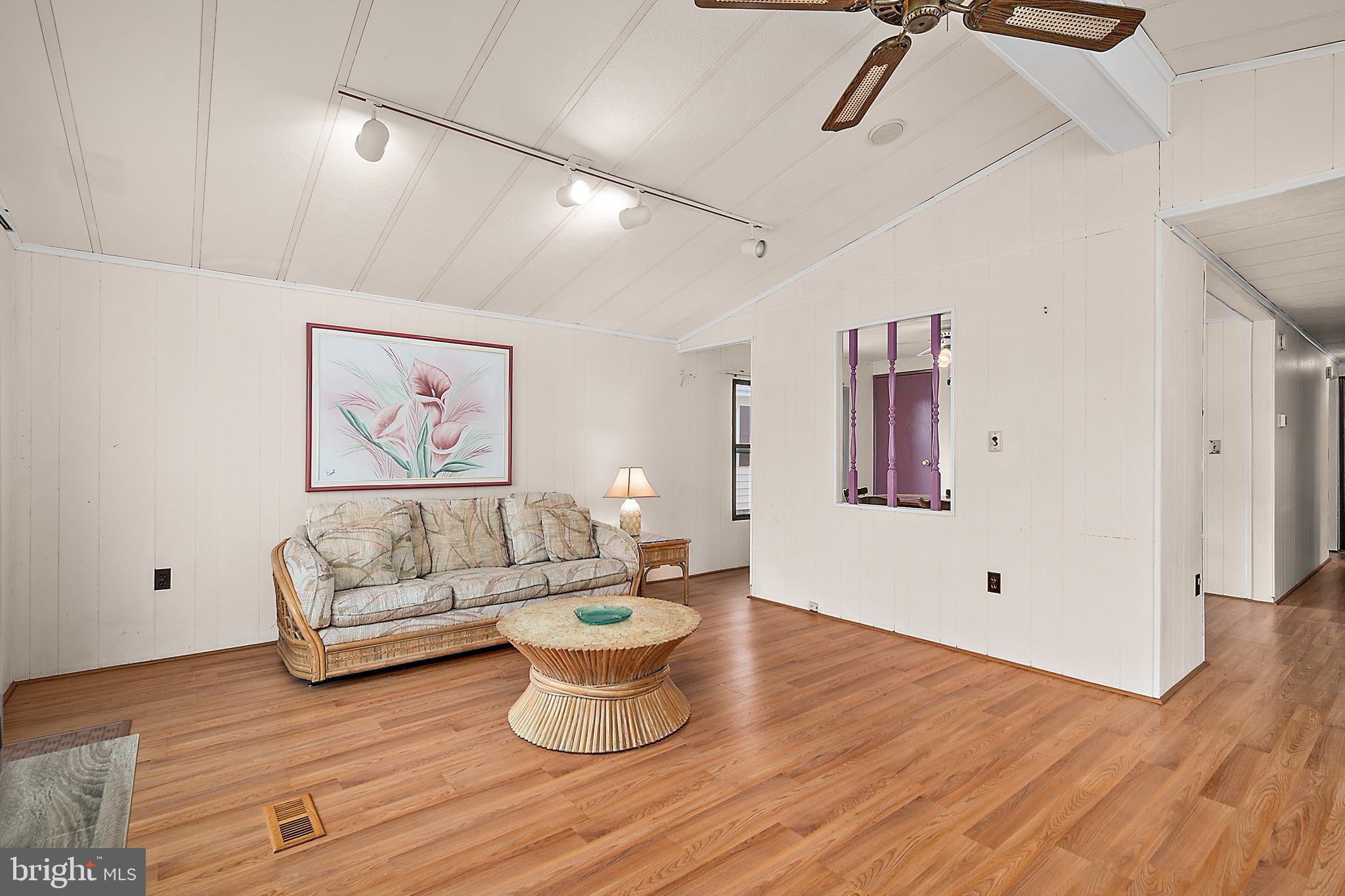 MONTEGO BAY - Residential