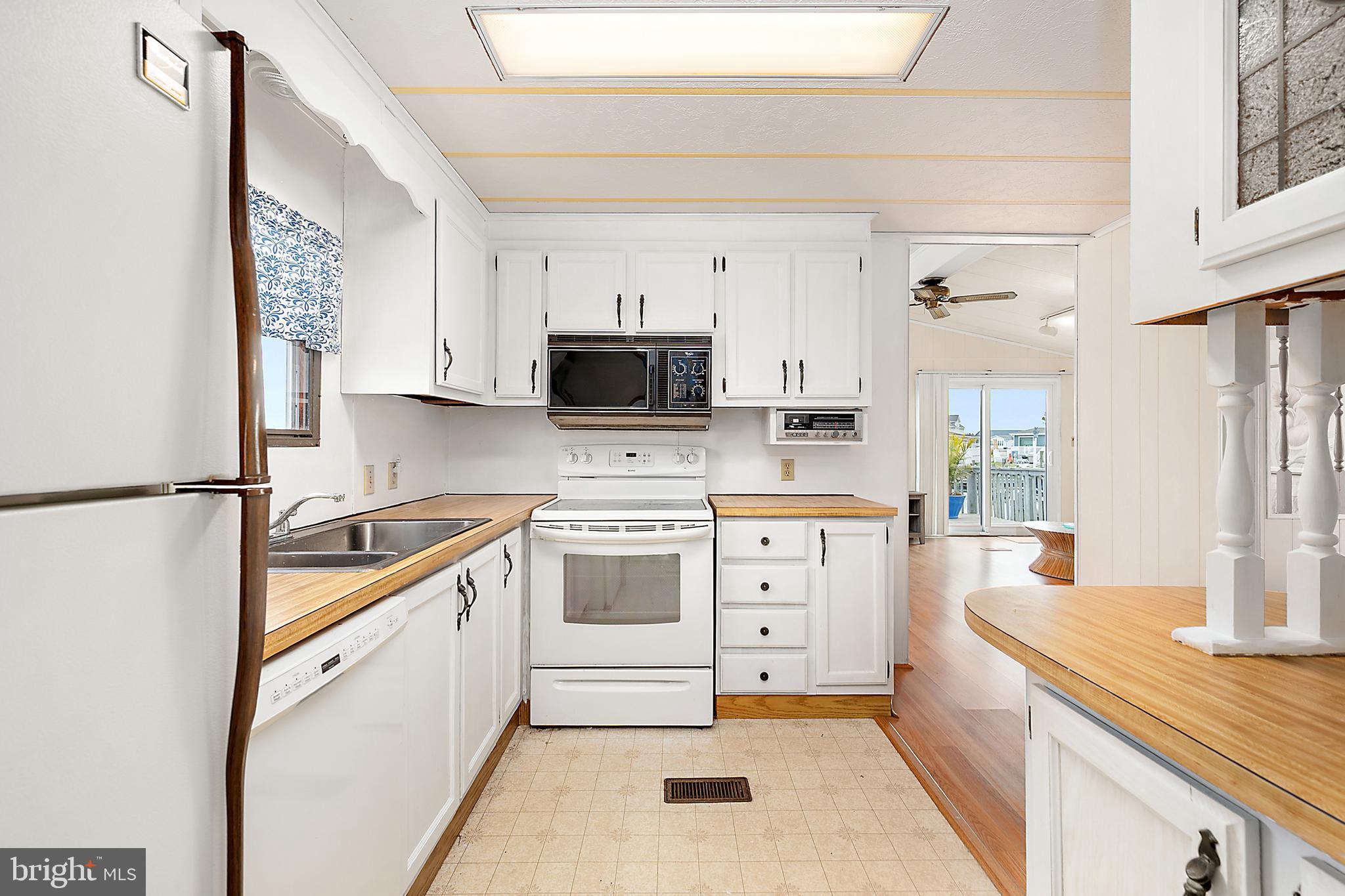 MONTEGO BAY - Residential