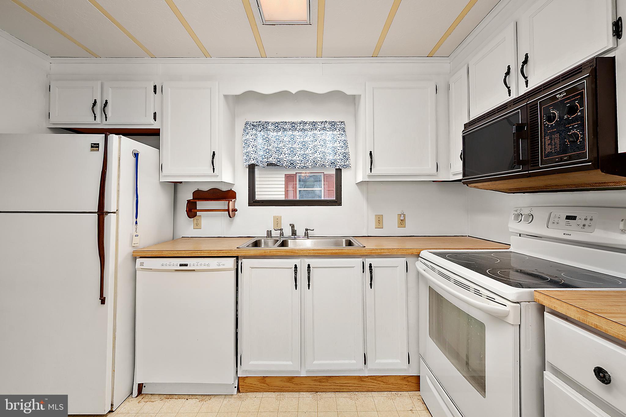 MONTEGO BAY - Residential