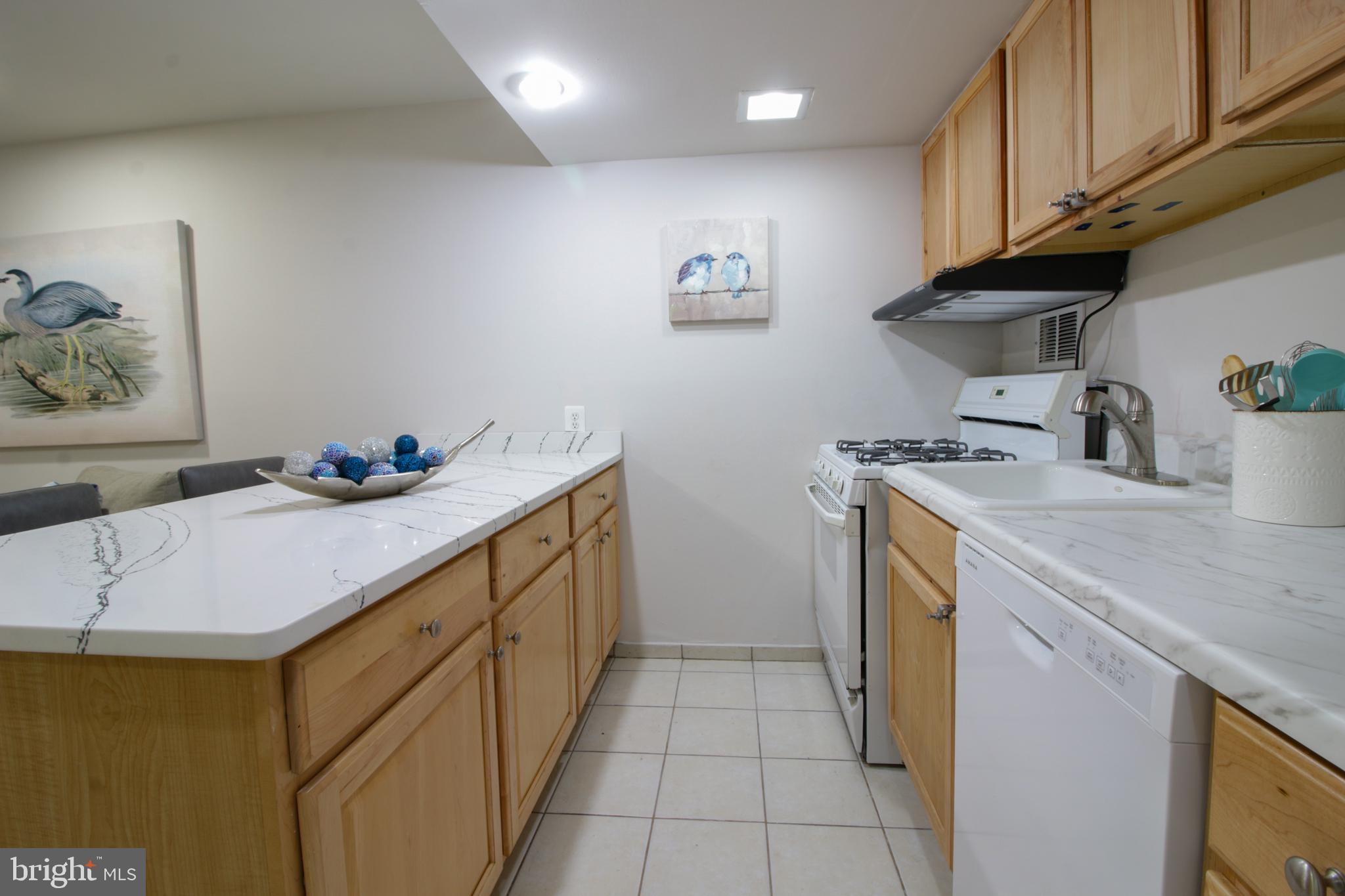 4361 AMERICANA DRIVE A
