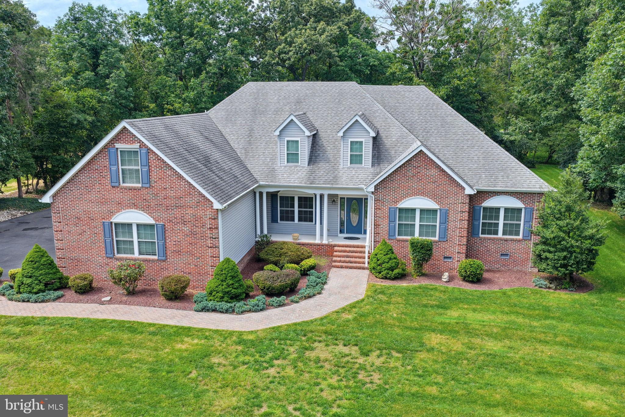 9 SANDPEBBLE DRIVE