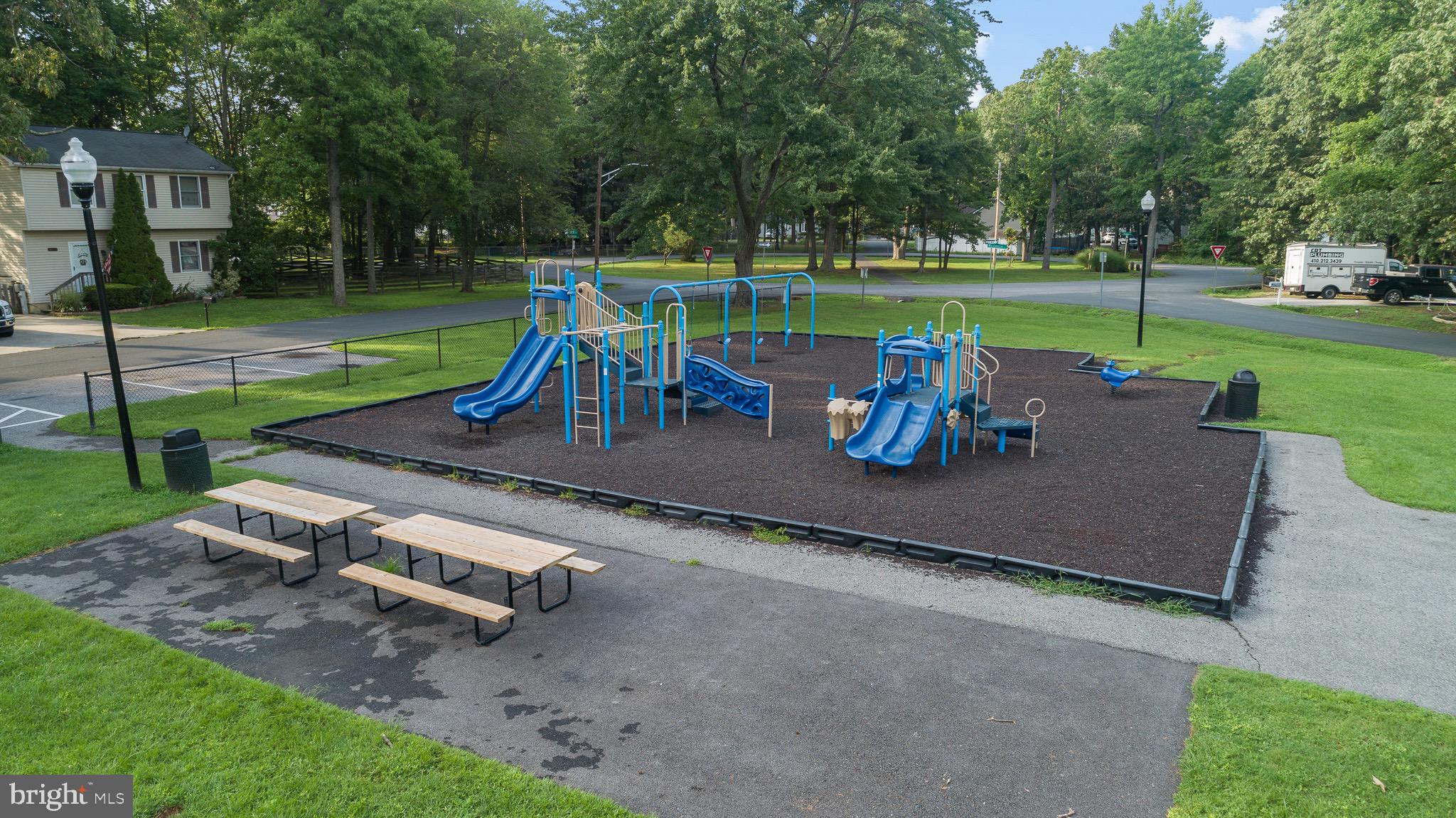 AVALON SHORES - Residential