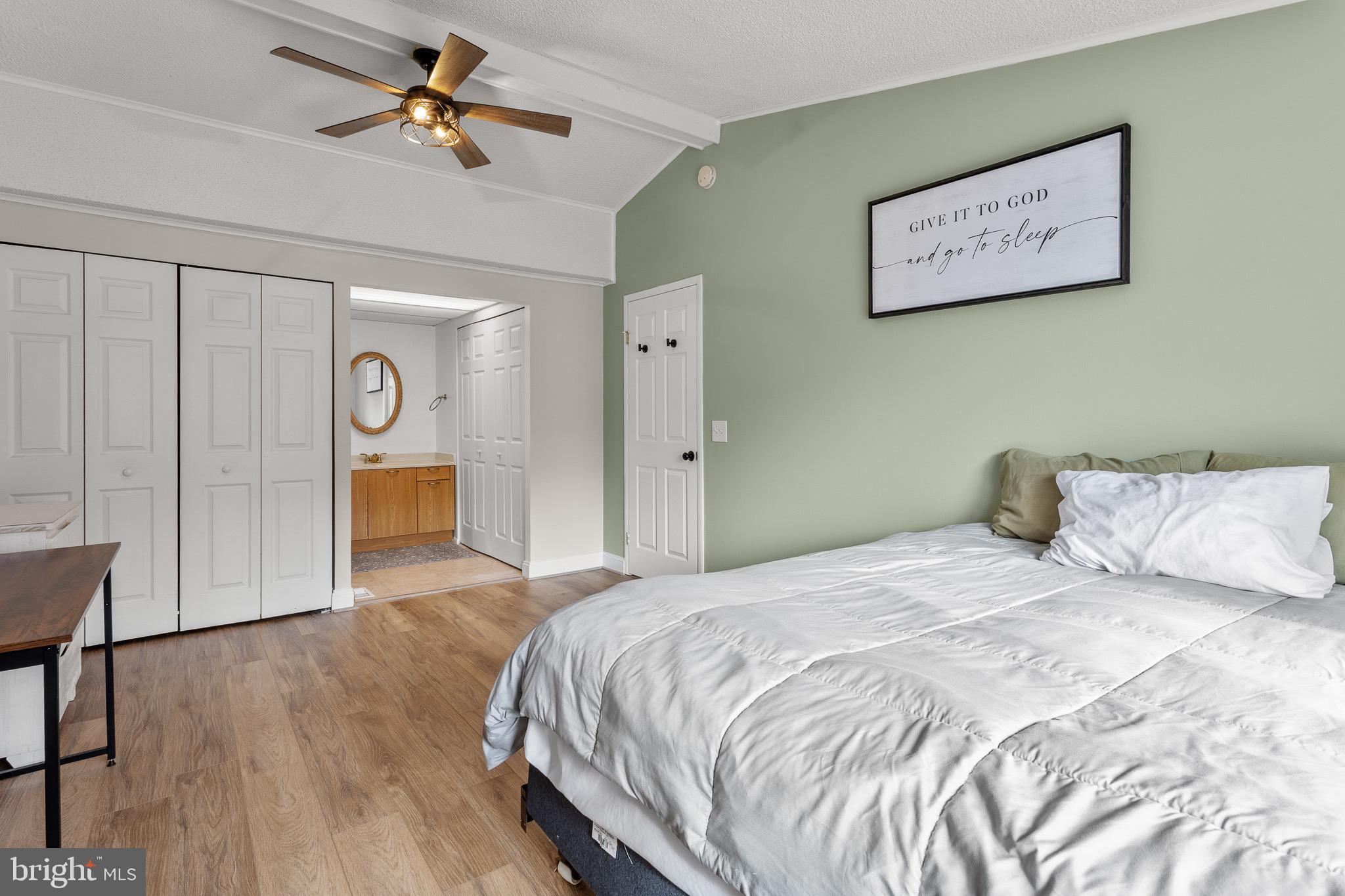 AVALON SHORES - Residential