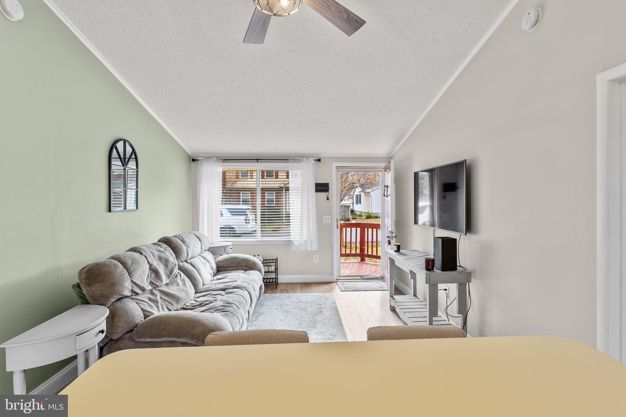 AVALON SHORES - Residential