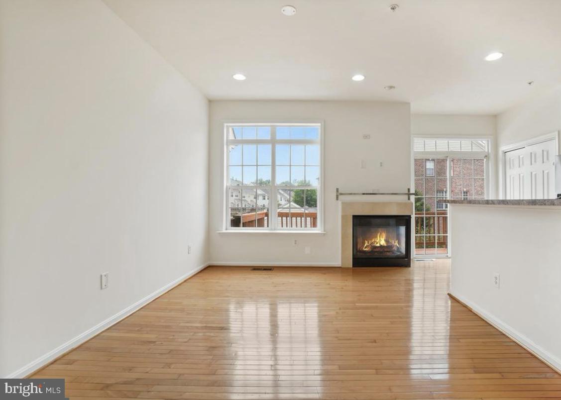 FAIRWOOD - Residential Lease