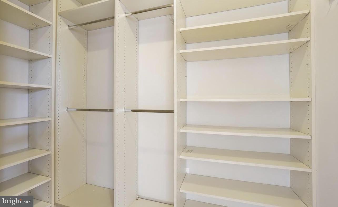 FAIRWOOD - Residential Lease