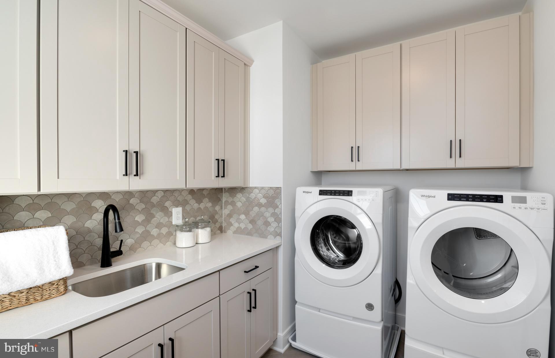 CATTAIL RUN - Residential