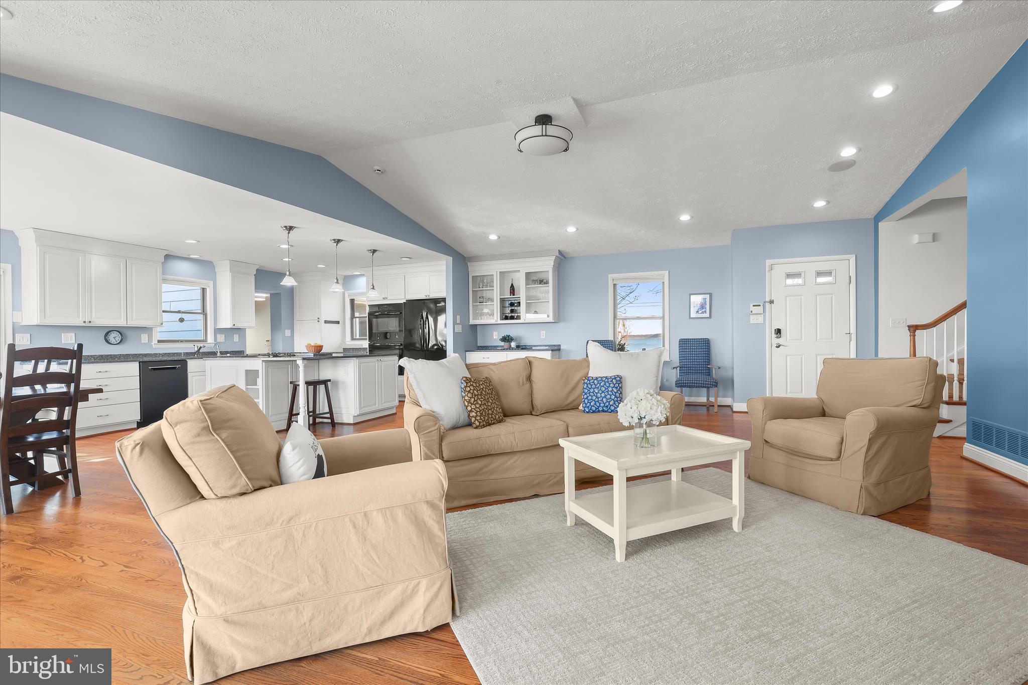 LONG POINT - Residential