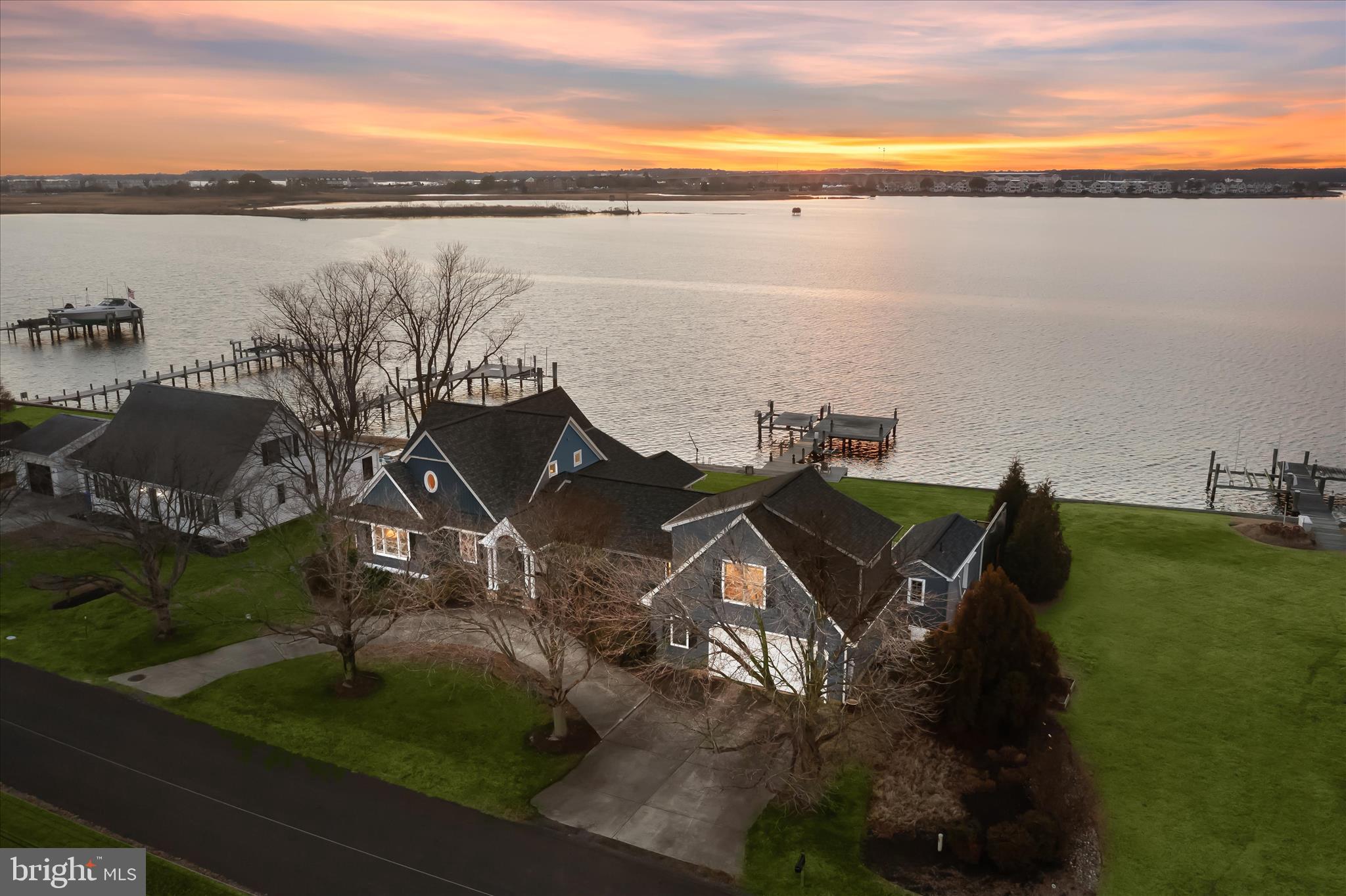 LONG POINT - Residential