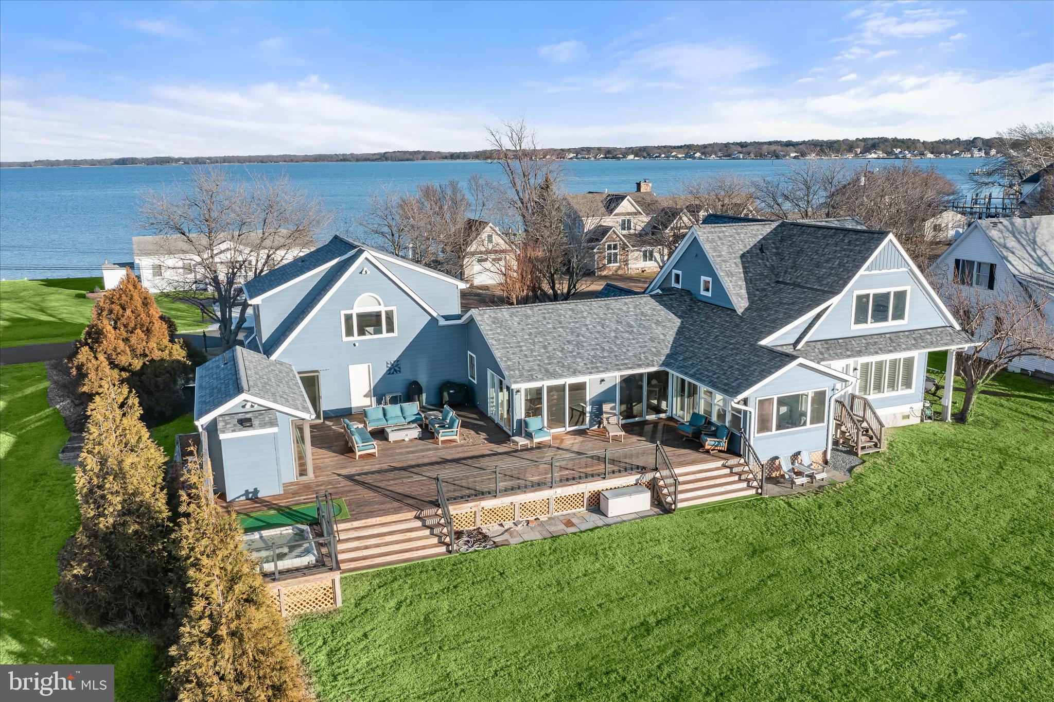 LONG POINT - Residential